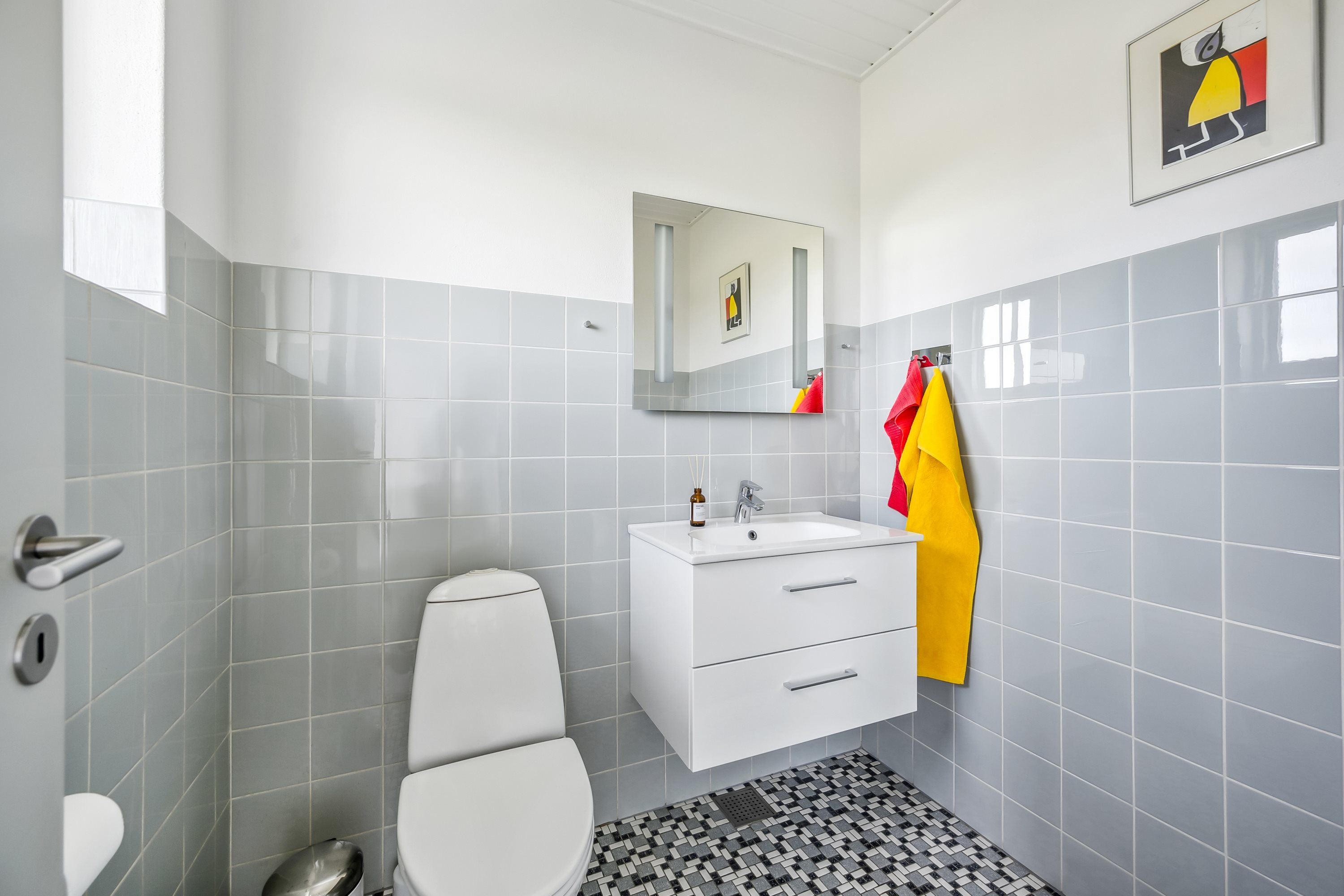 Fremhævet badeværelse billede i fuldskærmstilstand. Billede af Fårtoftvej 4, Solbjerg, 7950 Erslev