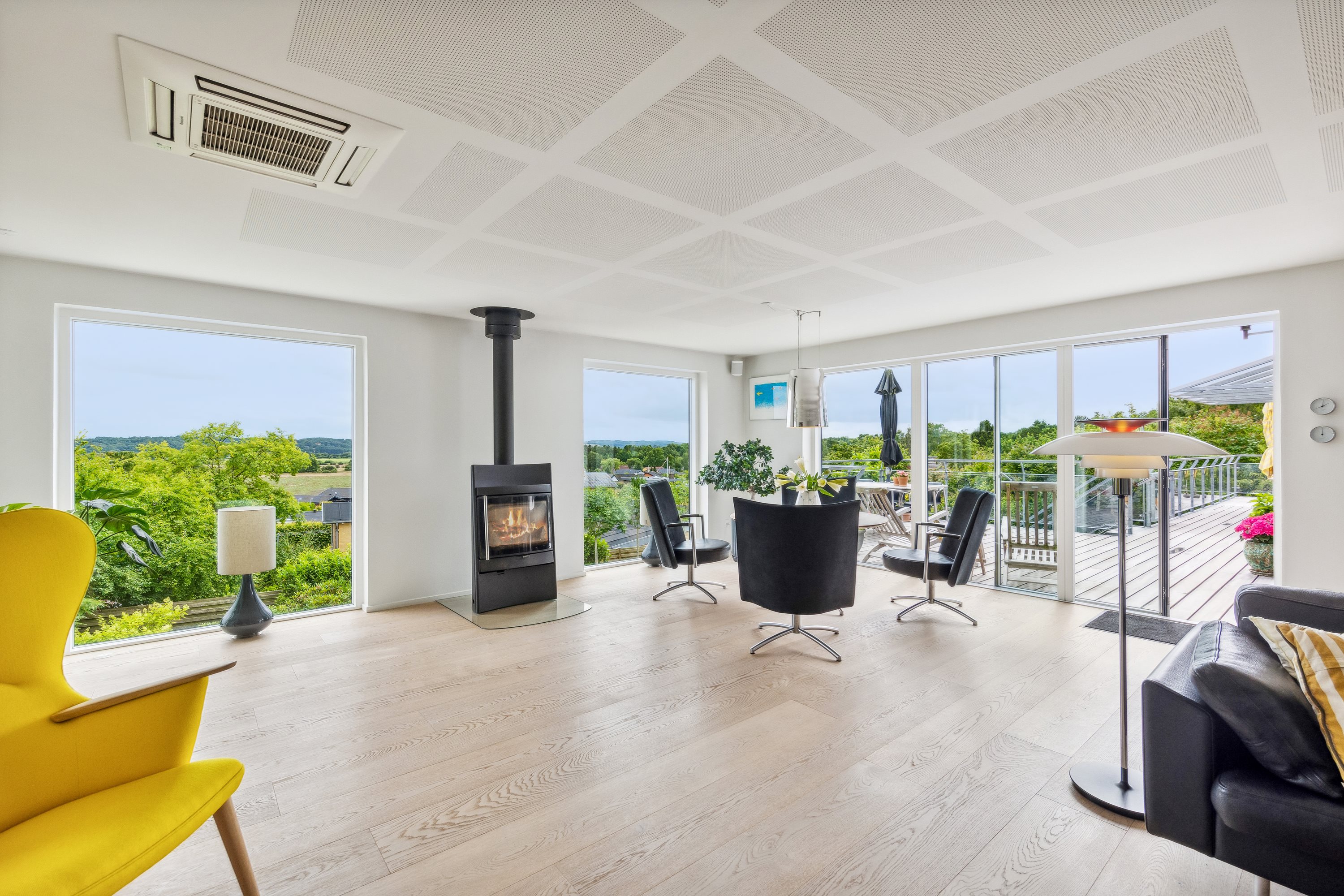 Miniaturebillede 1: stue. Billede af Granvænget 11, 8920 Randers NV