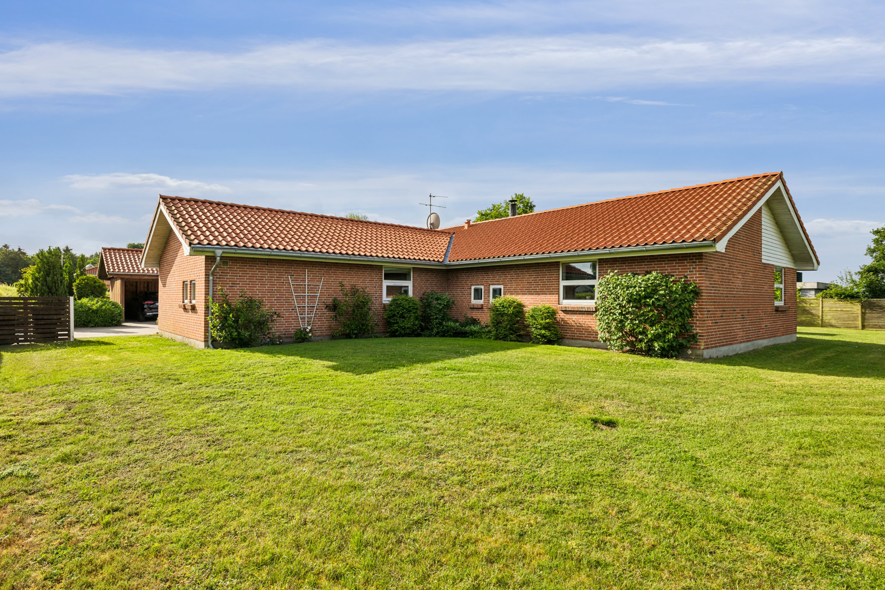 Miniaturebillede 1: ejendom 1. Billede af Gyvelskrænten 2, 8961 Allingåbro