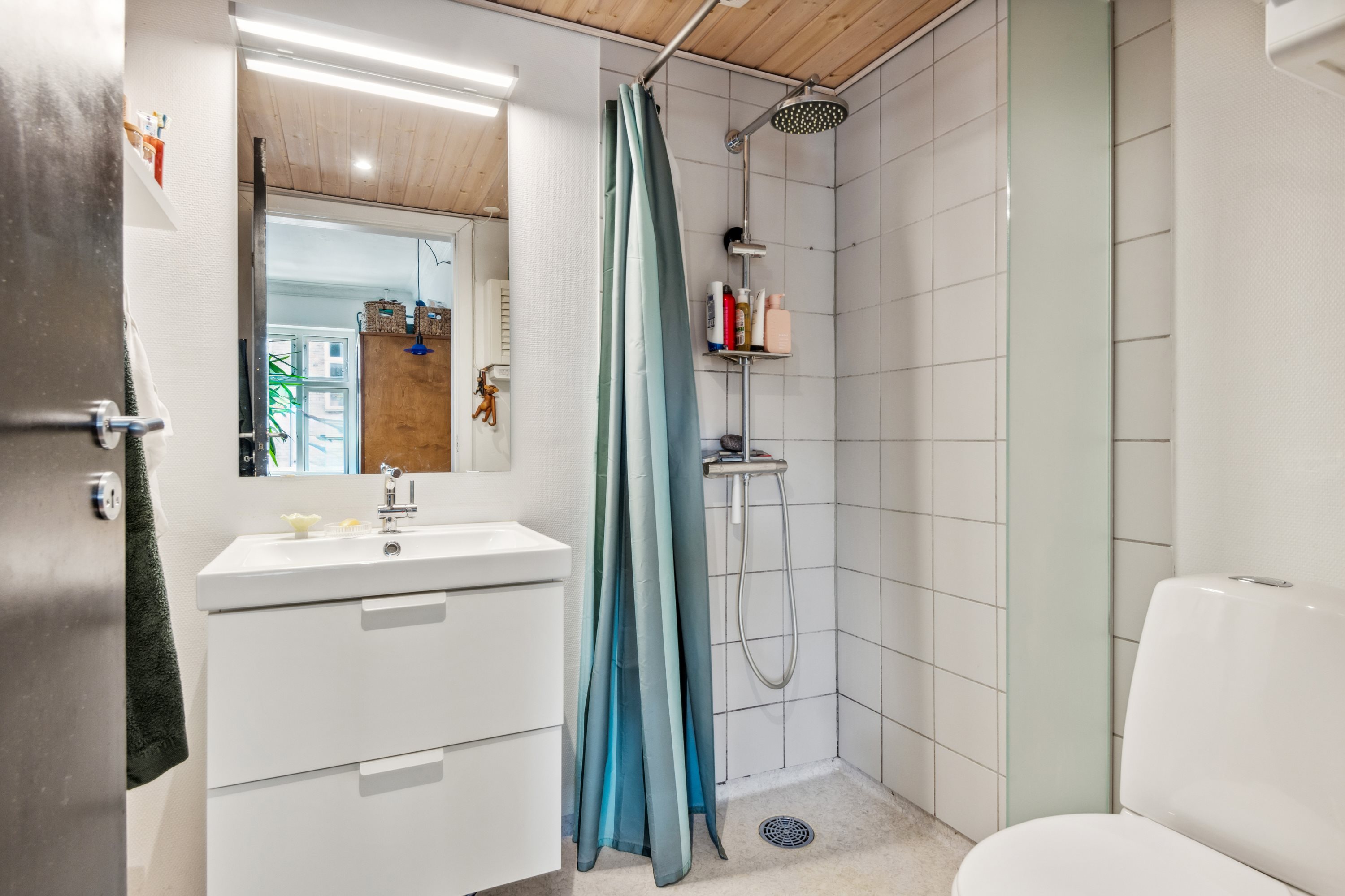 Fremhævet badeværelse billede i fuldskærmstilstand. Billede af Kayerødsgade 9, 1. th., 9000 Aalborg