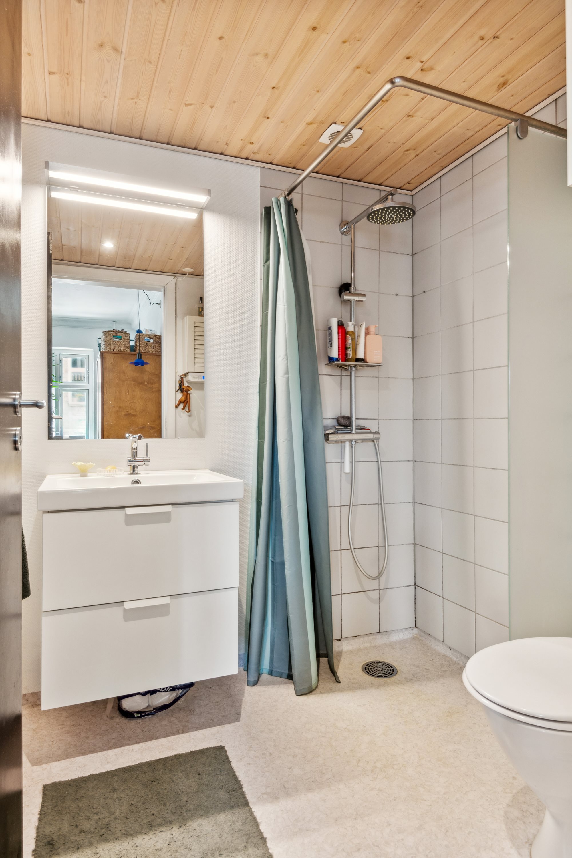 Fremhævet badeværelse billede i fuldskærmstilstand. Billede af Kayerødsgade 9, 1. th., 9000 Aalborg