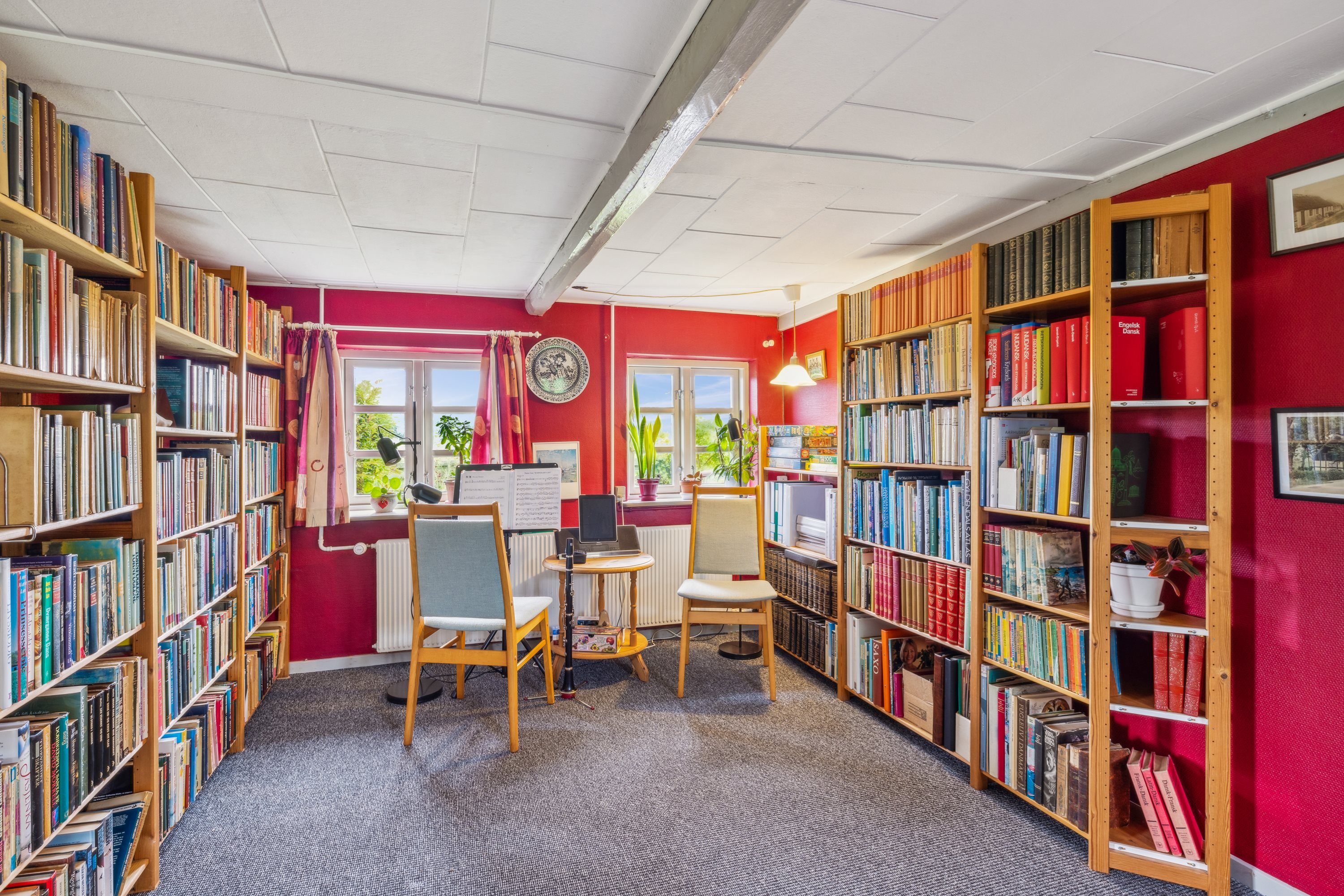 Fremhævet stue billede i fuldskærmstilstand. Billede af Skovgårdevej 9, Vrinners, 8420 Knebel