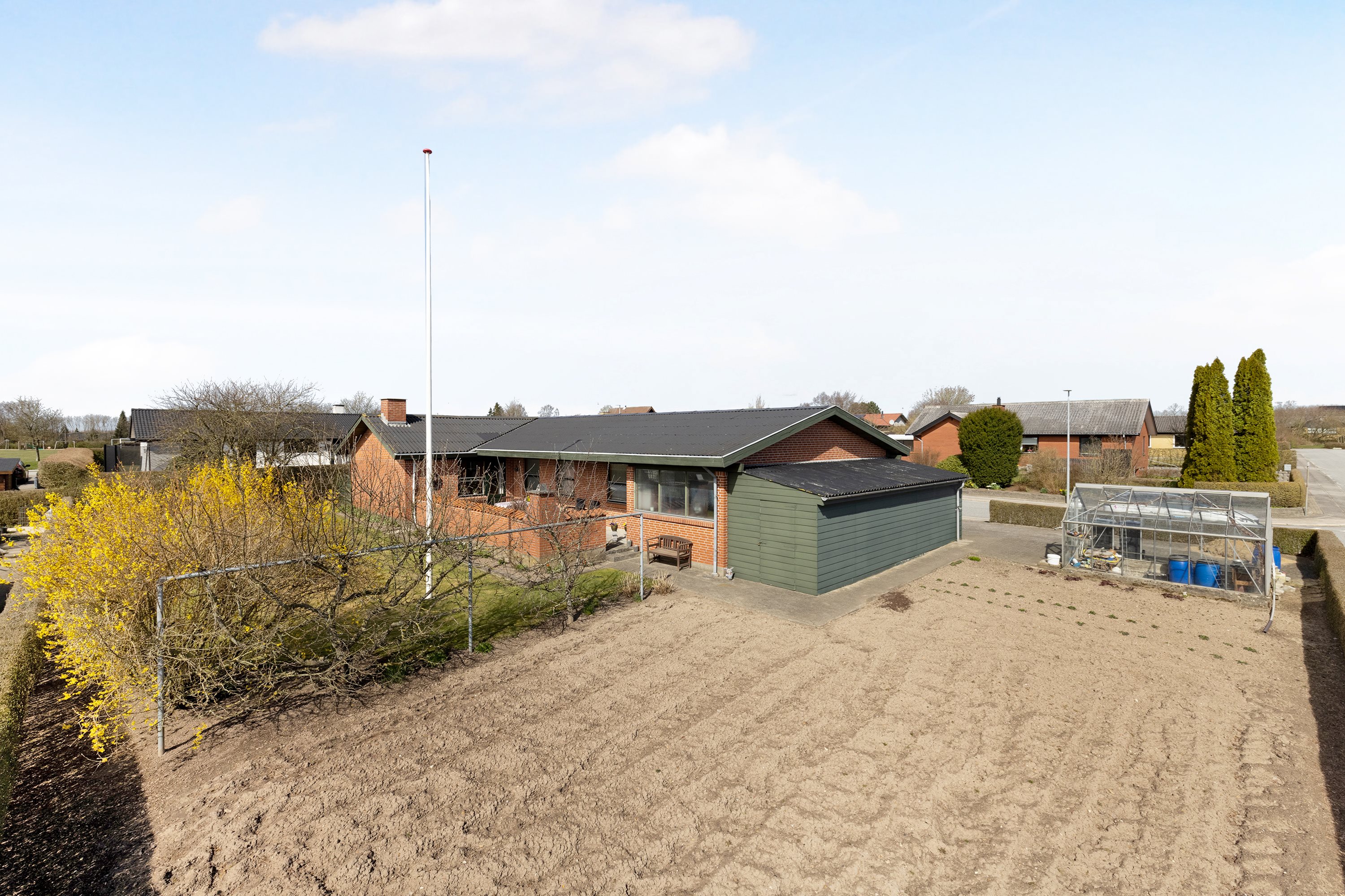 Fremhævet ejendommen billede i fuldskærmstilstand. Billede af Rugvænget 25, Mejlby, 8981 Spentrup