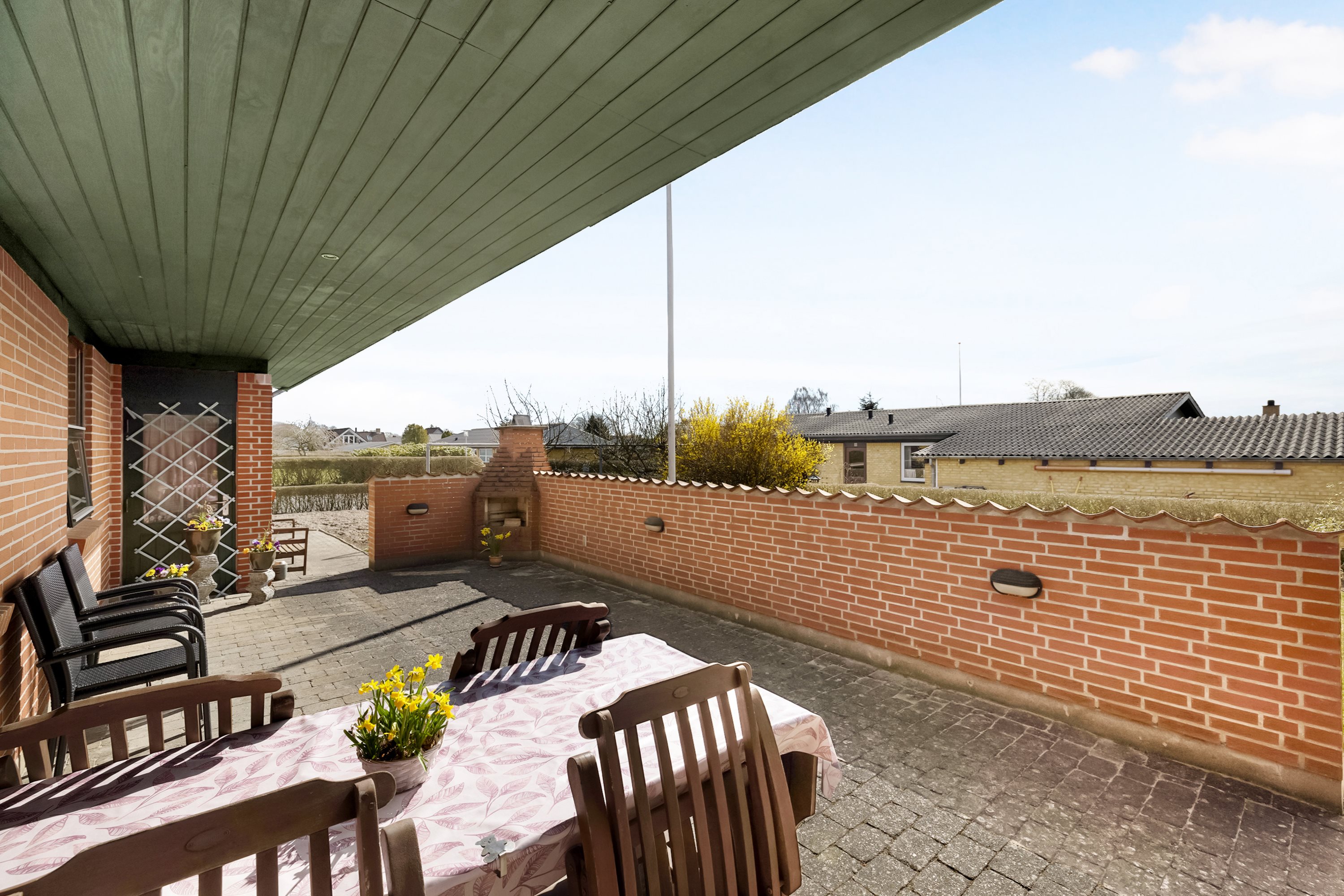 Fremhævet terrasse billede i fuldskærmstilstand. Billede af Rugvænget 25, Mejlby, 8981 Spentrup