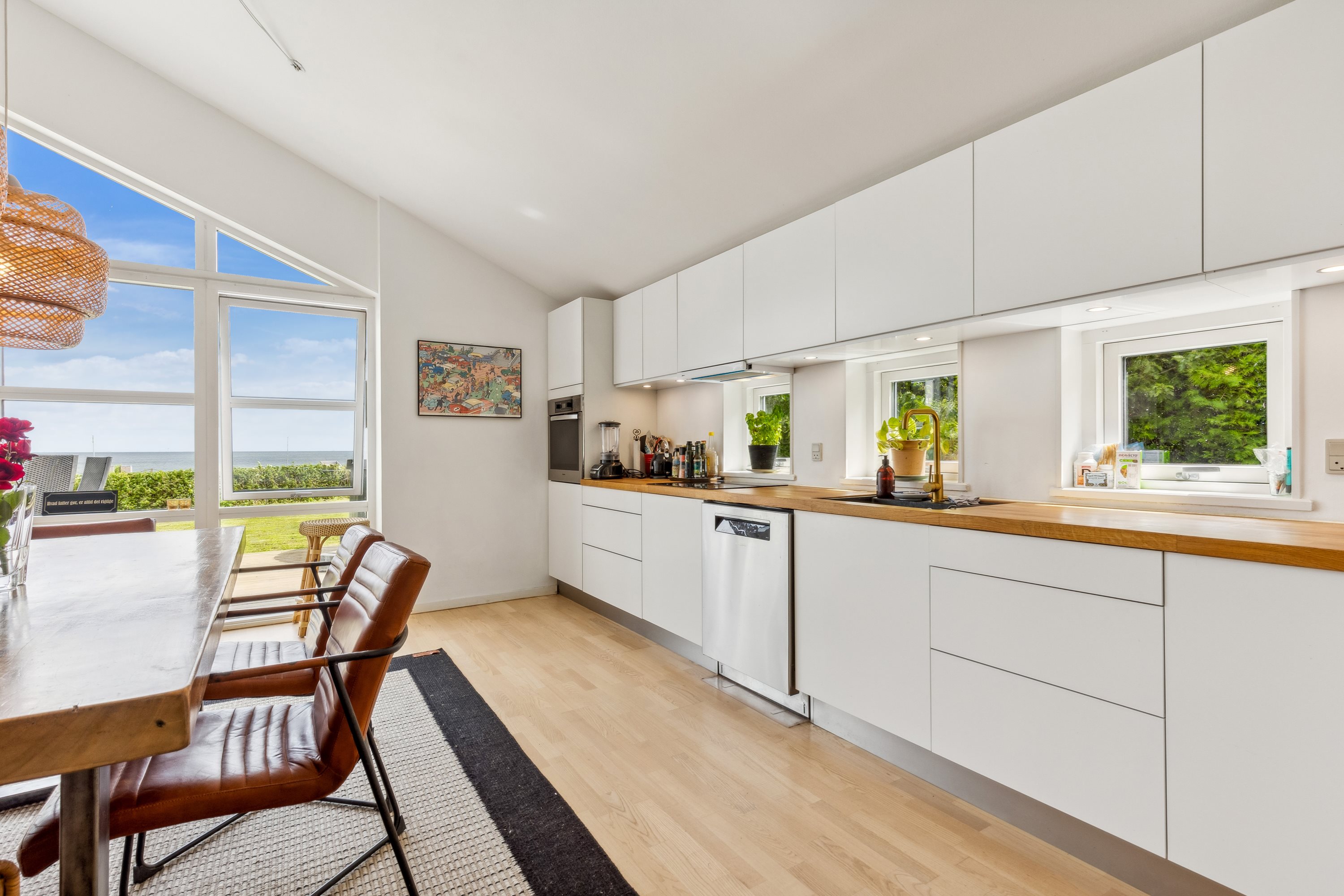 Fremhævet køkken billede i fuldskærmstilstand. Billede af Brinken 191, 4671 Strøby