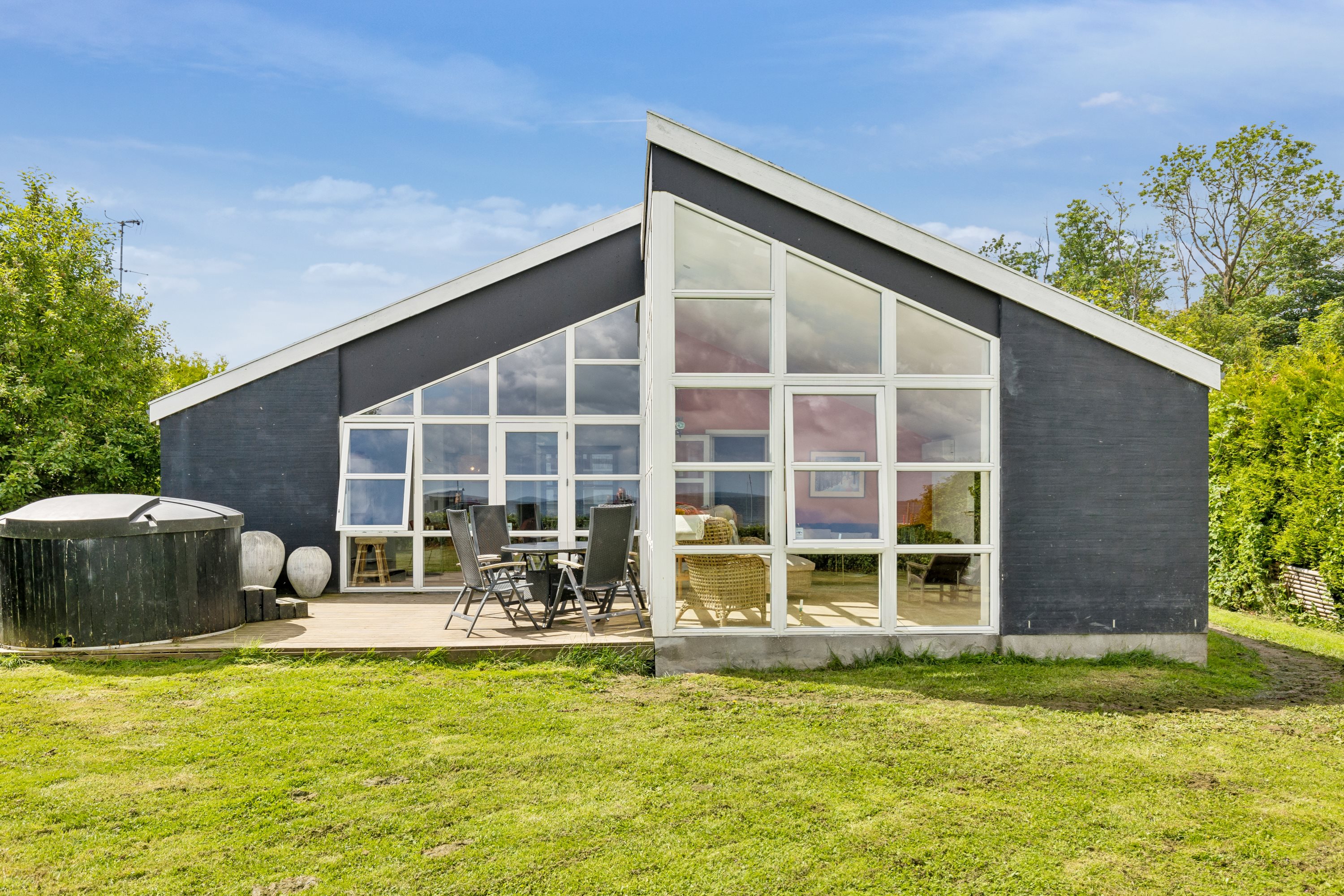 Fremhævet ejendom 1 billede i fuldskærmstilstand. Billede af Brinken 191, 4671 Strøby