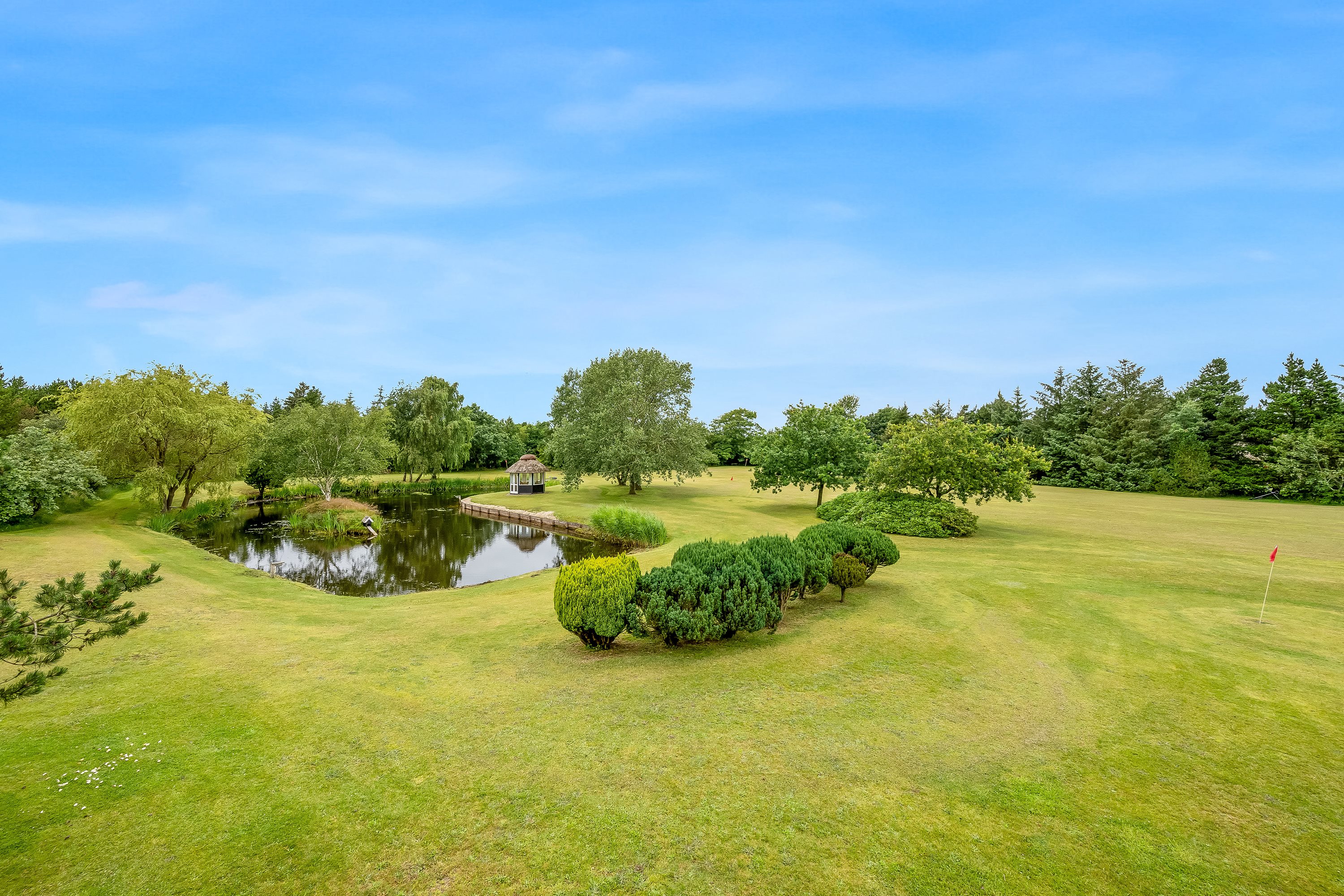 Fremhævet udendørs billede i fuldskærmstilstand. Billede af Gl Skolevej 18, Kongsmark, 6792 Rømø