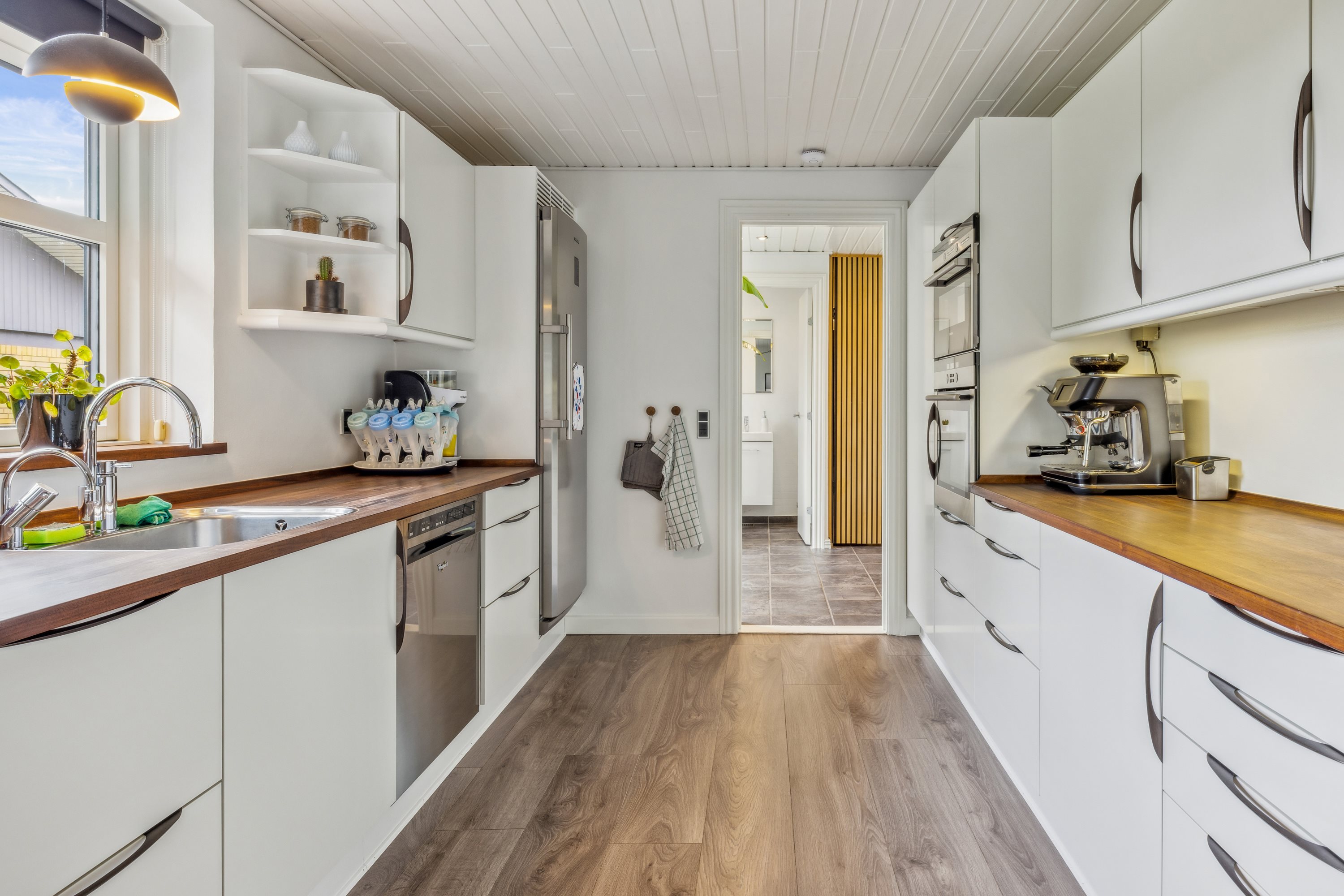 Fremhævet køkken billede i fuldskærmstilstand. Billede af Grubevej 14, Mønsted, 8800 Viborg