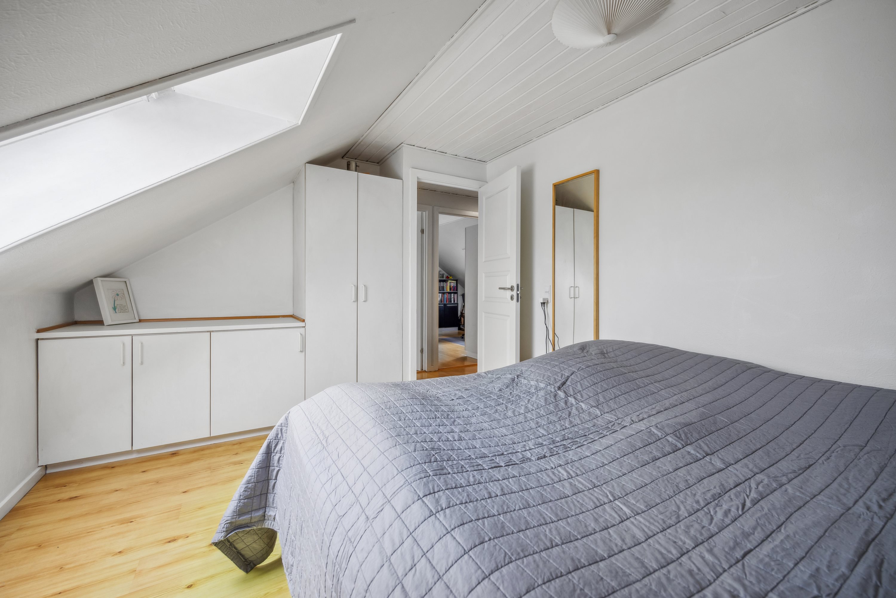 Fremhævet værelse billede i fuldskærmstilstand. Billede af Gugvej 203A, Gug, 9210 Aalborg SØ