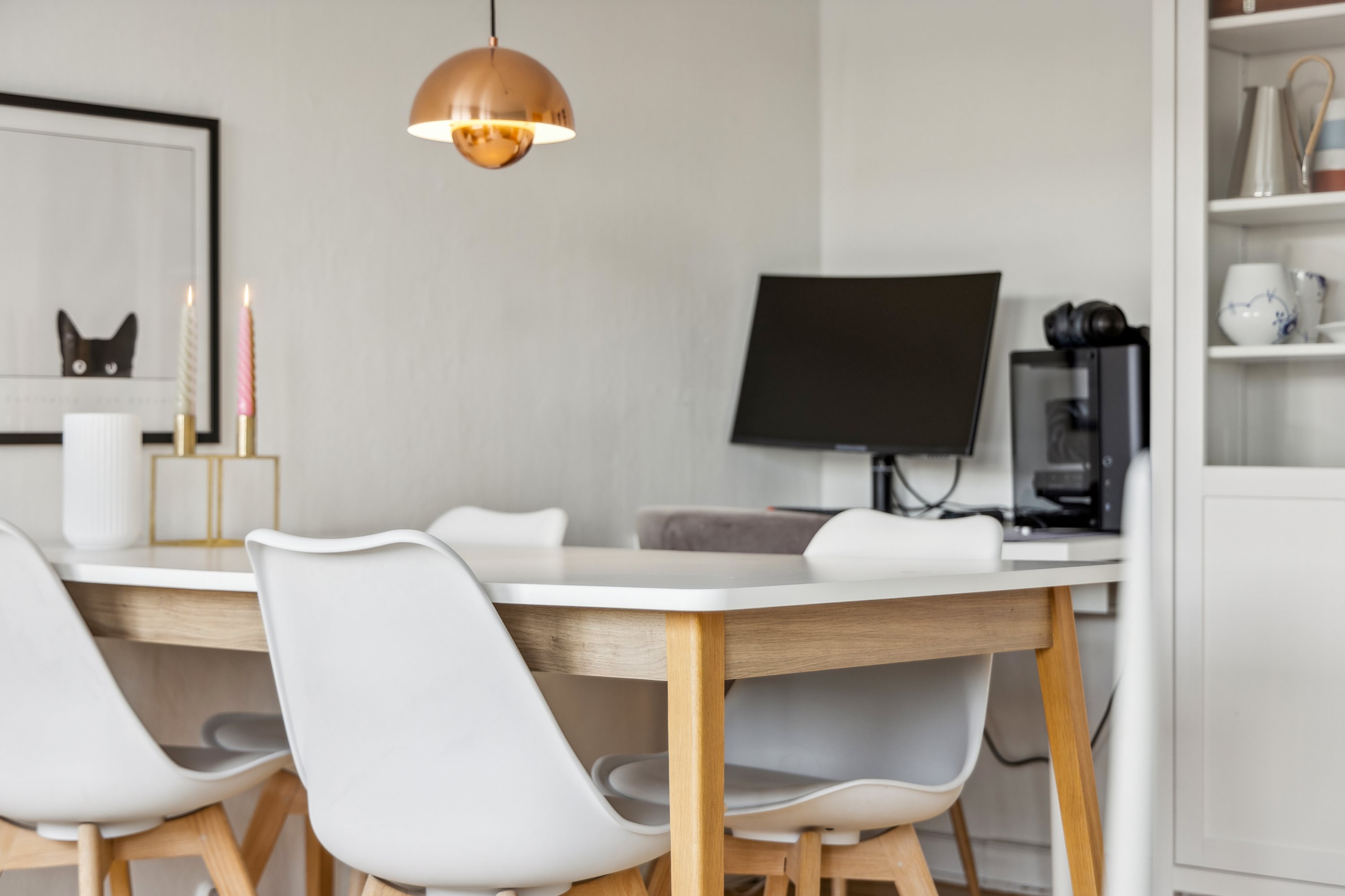 Fremhævet stue billede i fuldskærmstilstand. Billede af Sønderbro 17, 4. tv., 9000 Aalborg