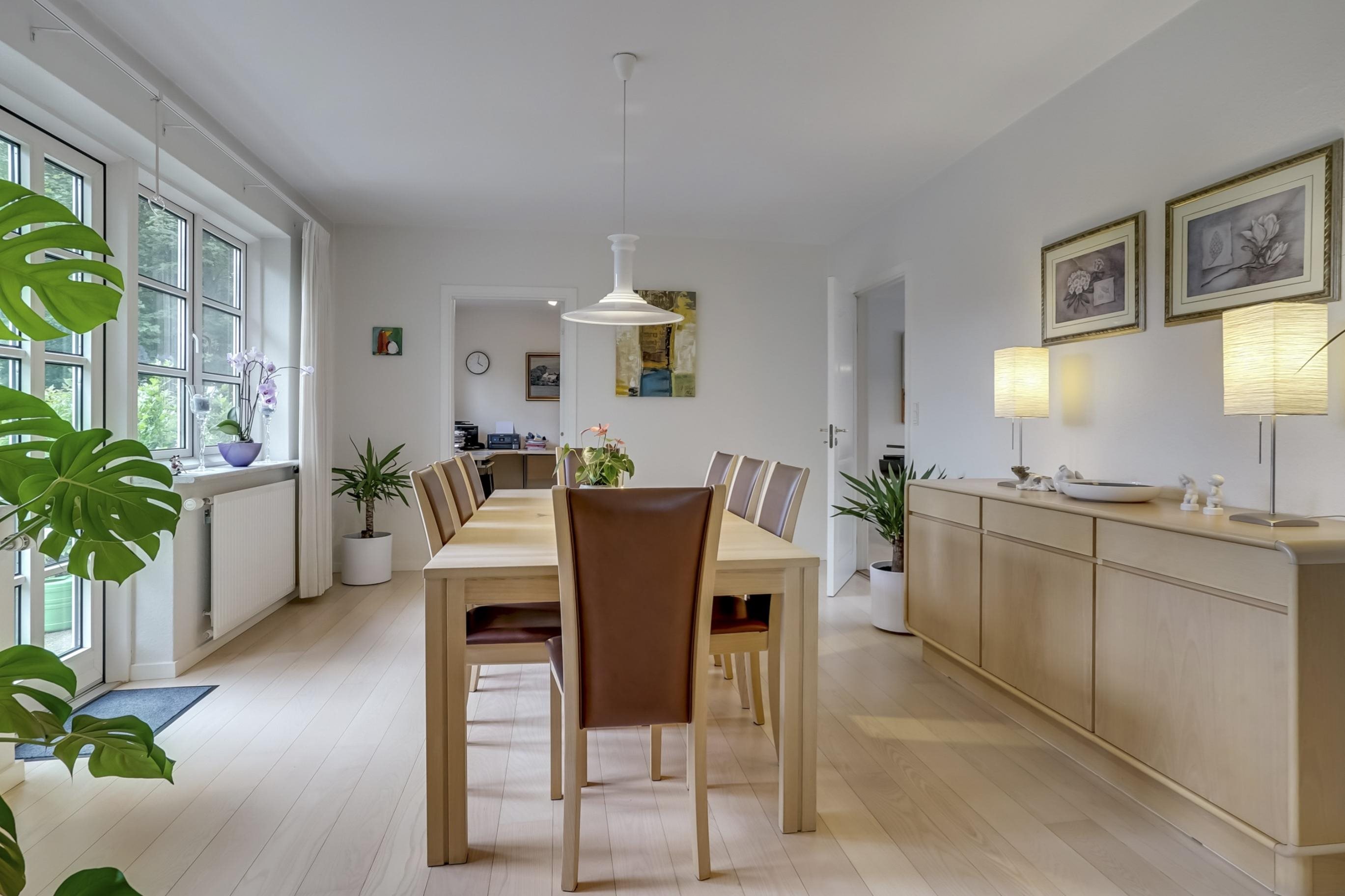 Fremhævet  billede i fuldskærmstilstand. Billede af Koustedvej 34, Asferg, 8990 Fårup