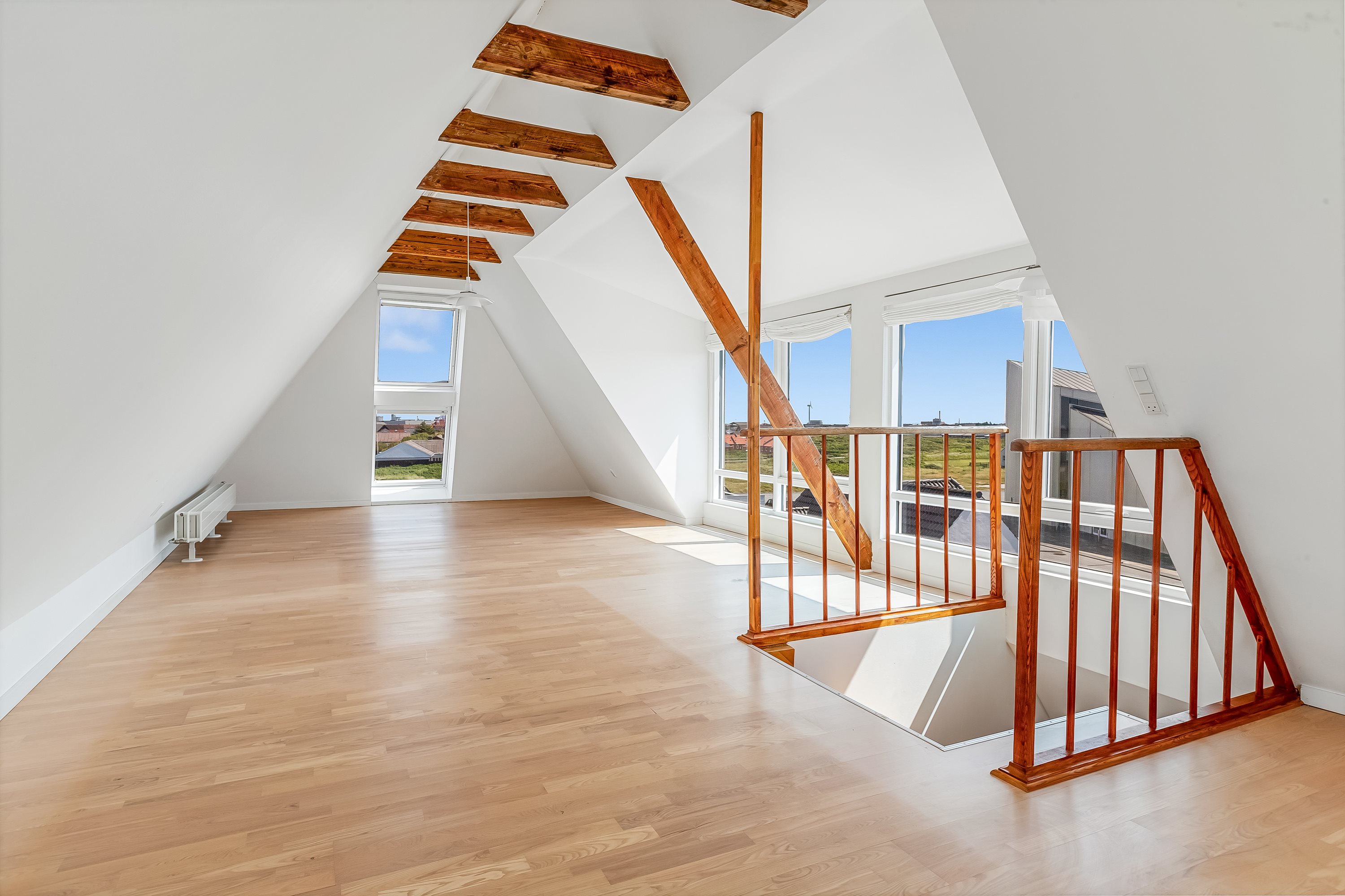 Fremhævet stue billede i fuldskærmstilstand. Billede af Vesterhavsgade 121, 7680 Thyborøn