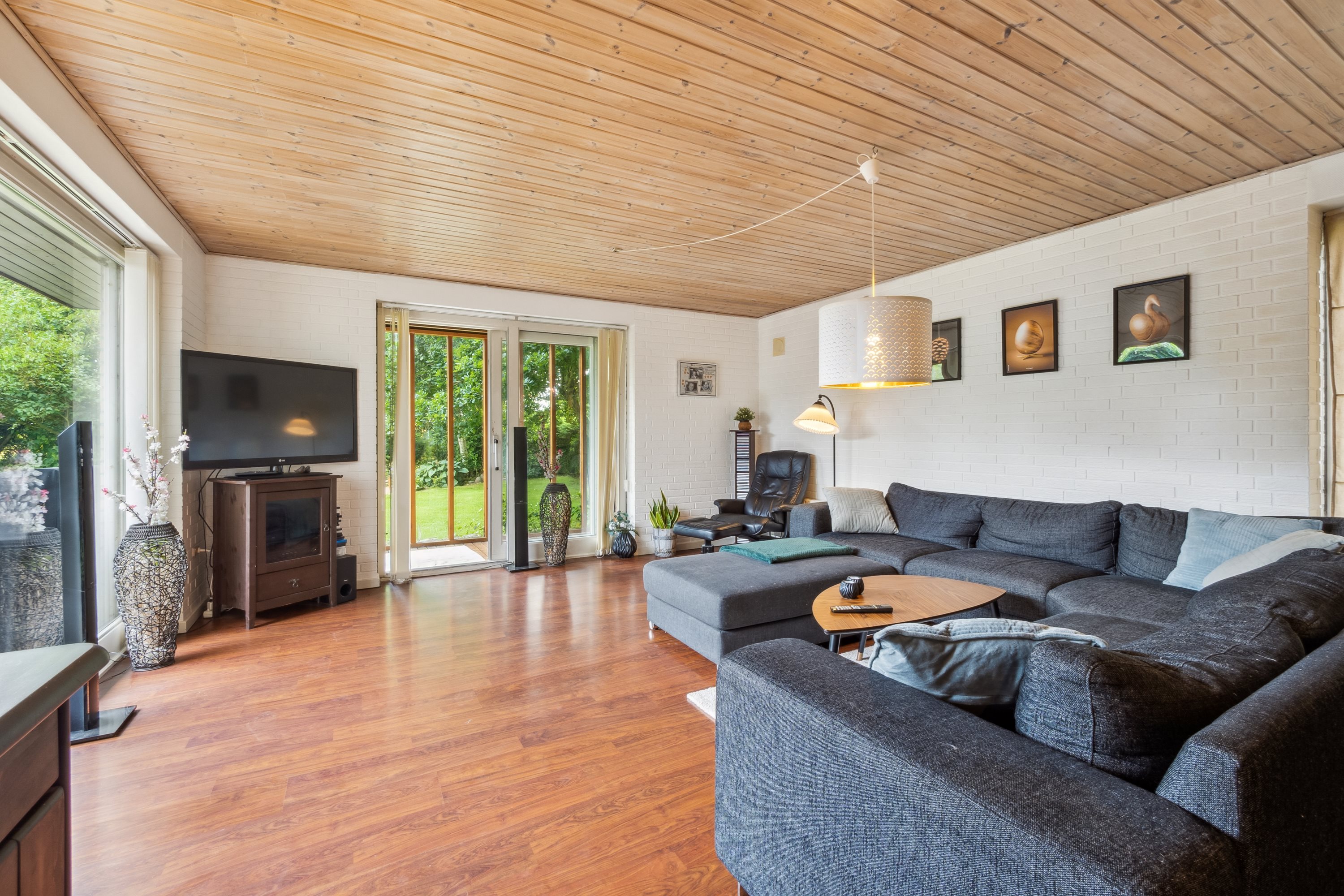 Fremhævet stue billede i fuldskærmstilstand. Billede af Agertoften 12, Vodstrup, 7900 Nykøbing M