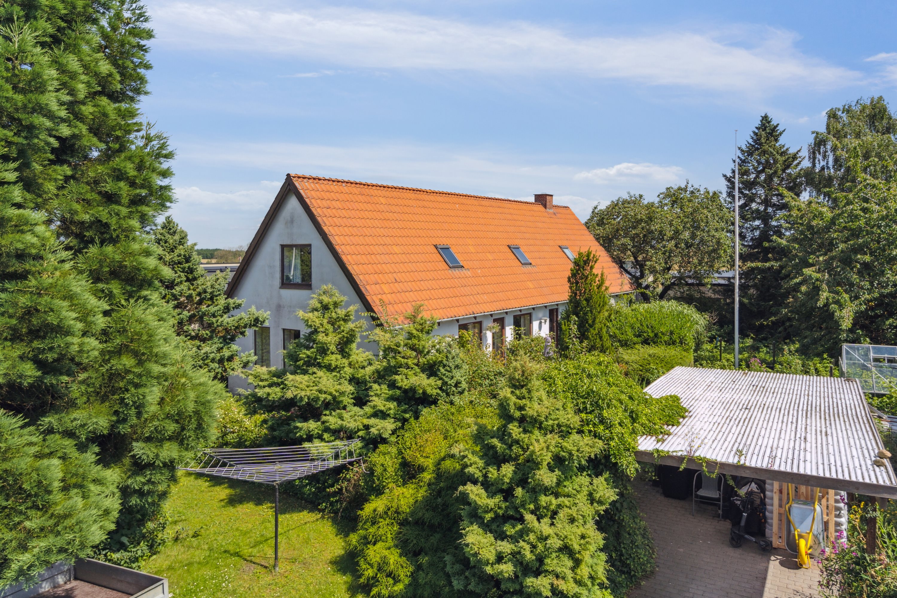 Miniaturebillede 2: set fra haven. Billede af Remmerslundvej 14, 8722 Hedensted