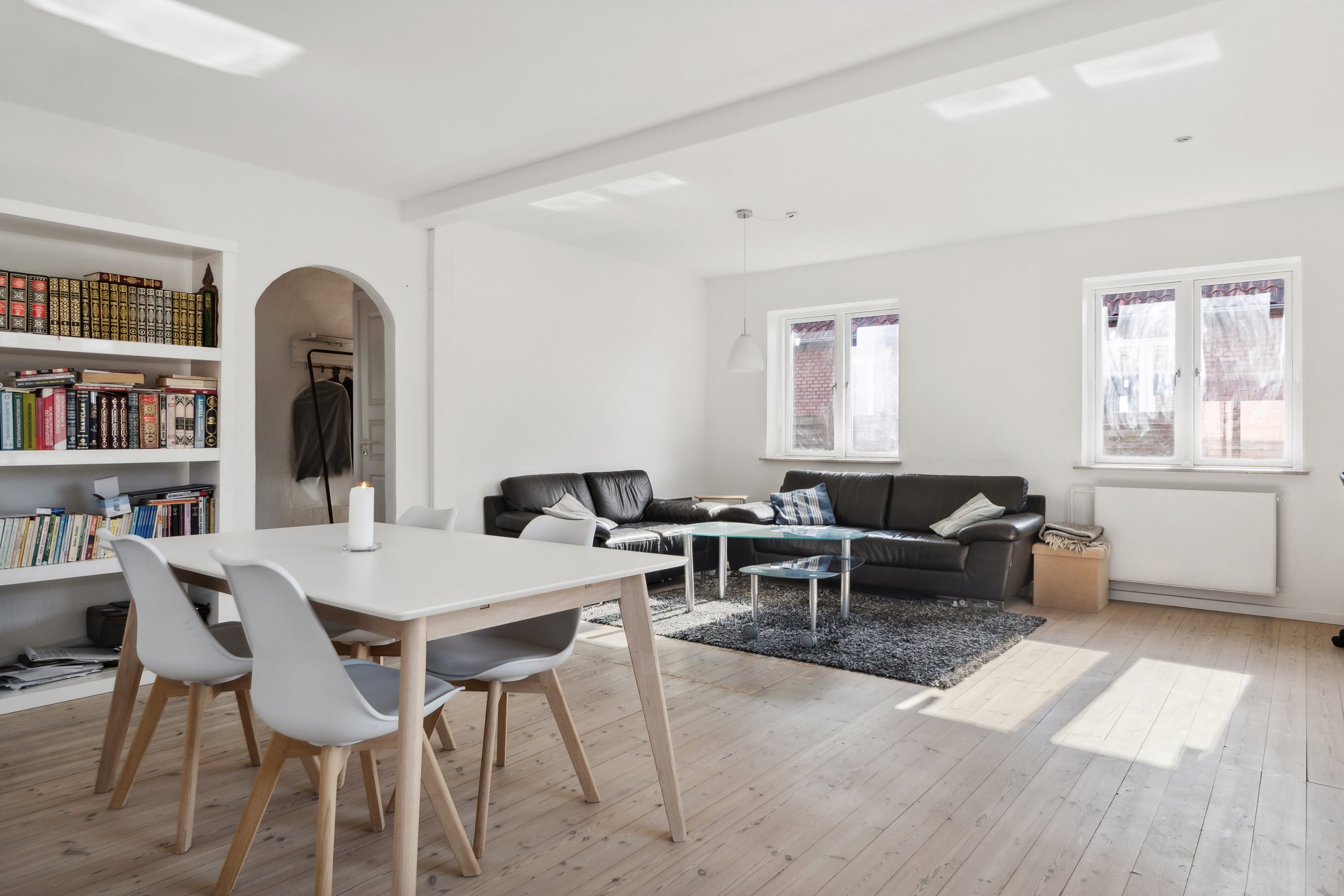 Fremhævet stue billede i fuldskærmstilstand. Billede af Skovmærkevej 12, 5220 Odense SØ