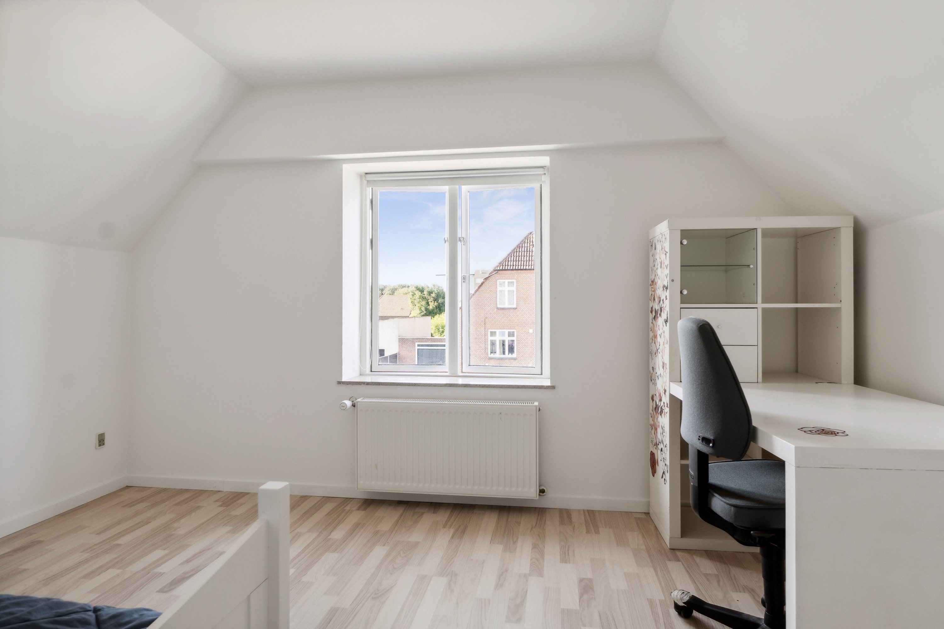 Fremhævet soveværelse billede i fuldskærmstilstand. Billede af Skovmærkevej 12, 5220 Odense SØ