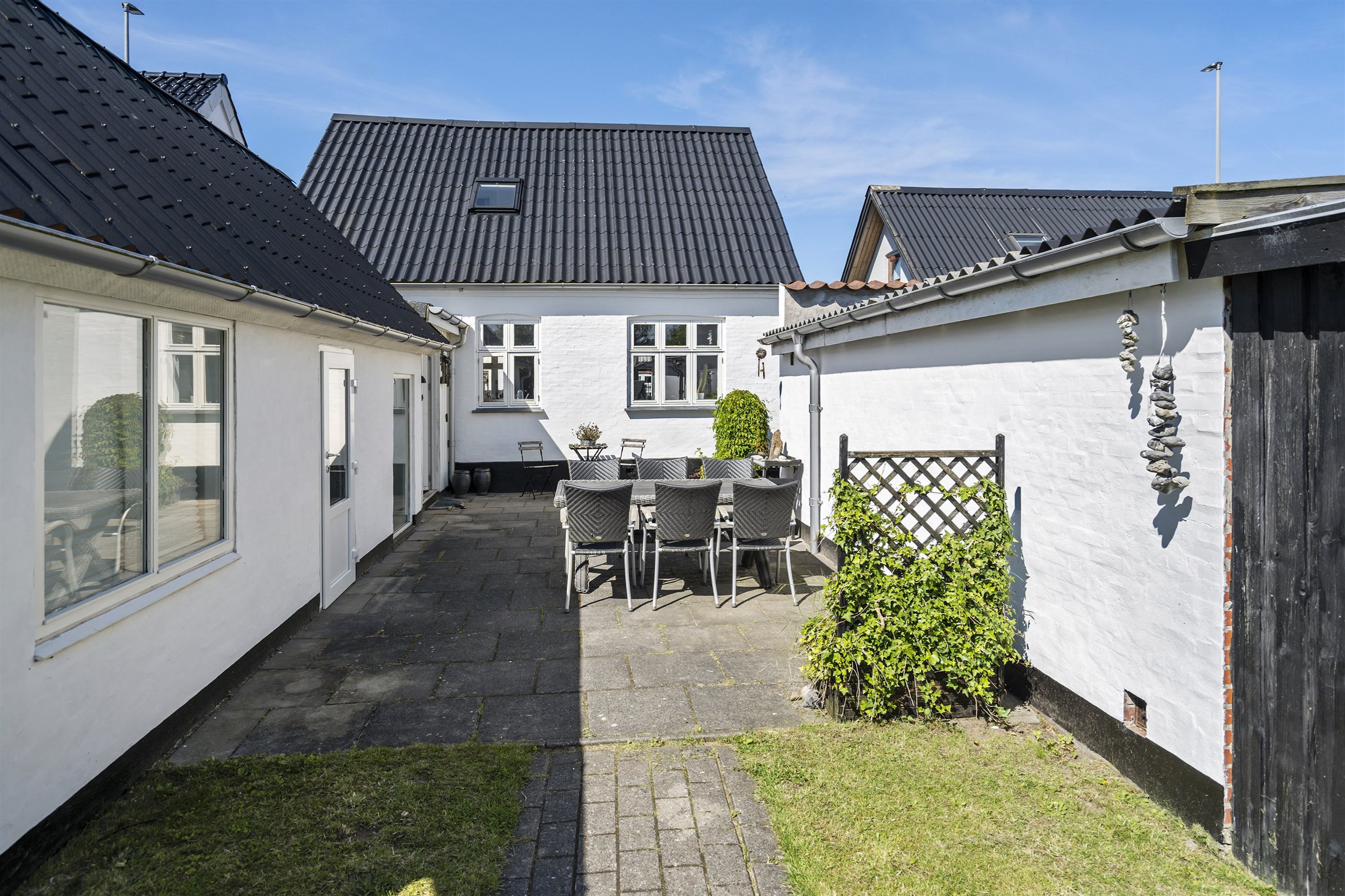 Fremhævet terrasse billede i fuldskærmstilstand. Billede af Gærumvej 13, 9900 Frederikshavn