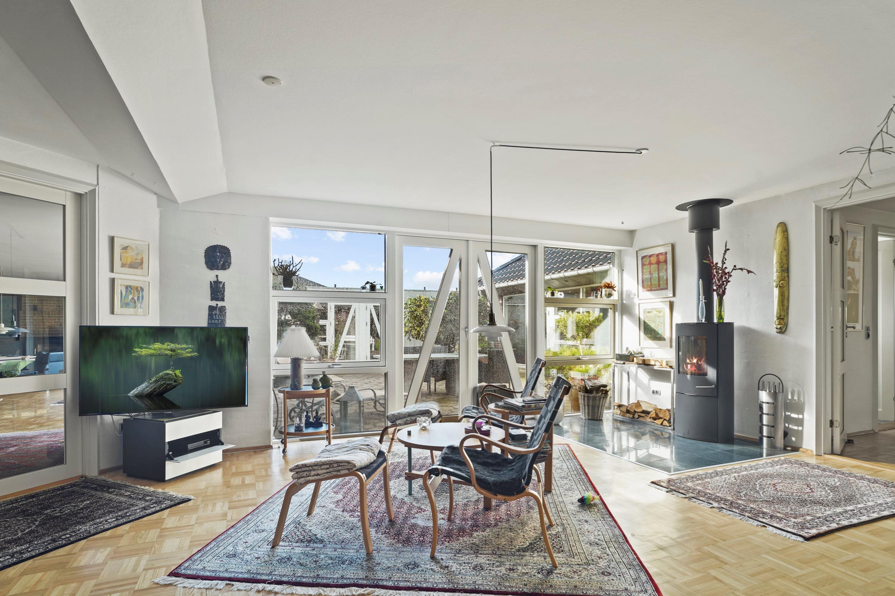 Fremhævet  billede i fuldskærmstilstand. Billede af Højagervej 1A + 1B, 6710 Esbjerg V