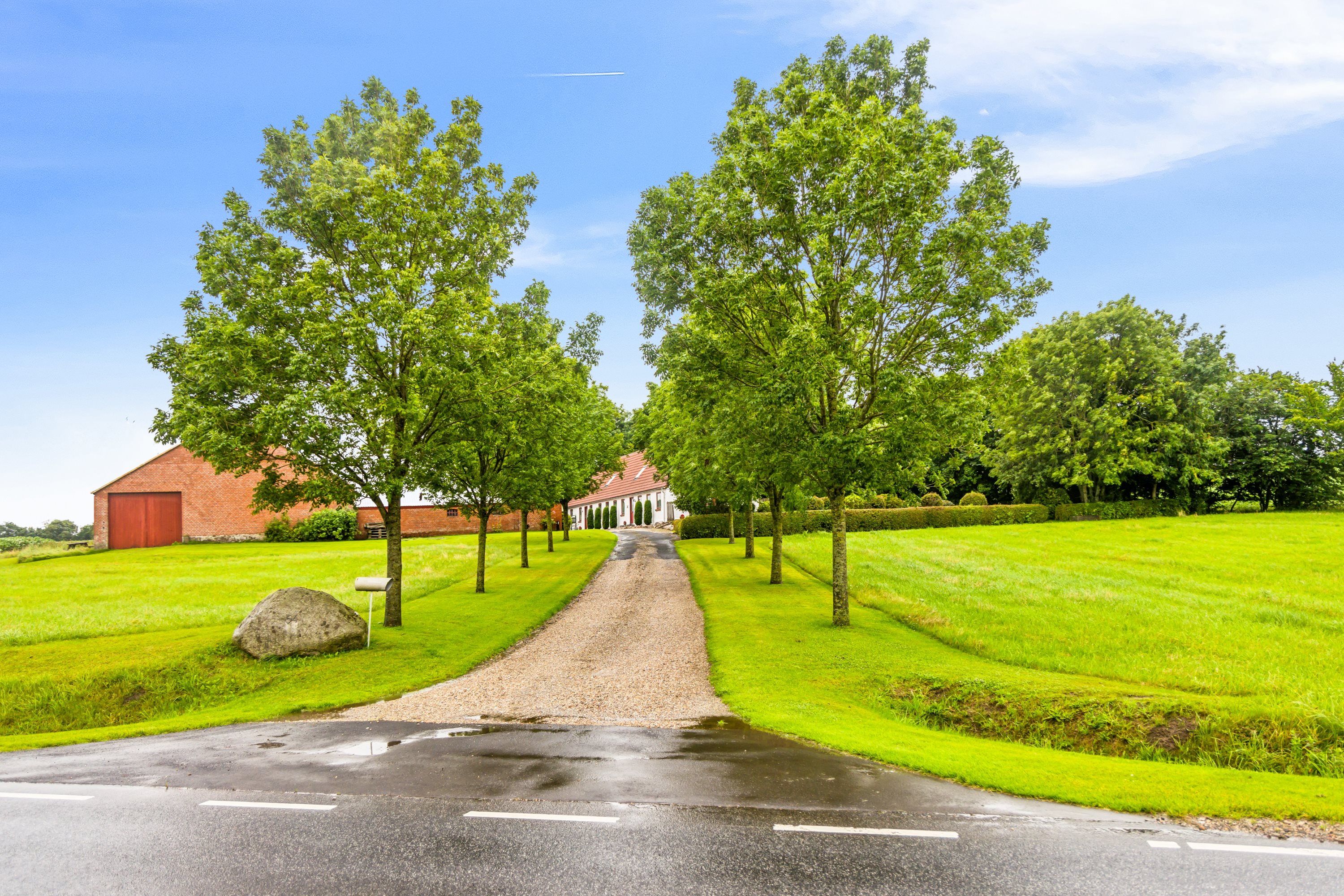 Miniaturebillede 1: indkørsel. Billede af Nordmorsvej 54, Solbjerg, 7950 Erslev