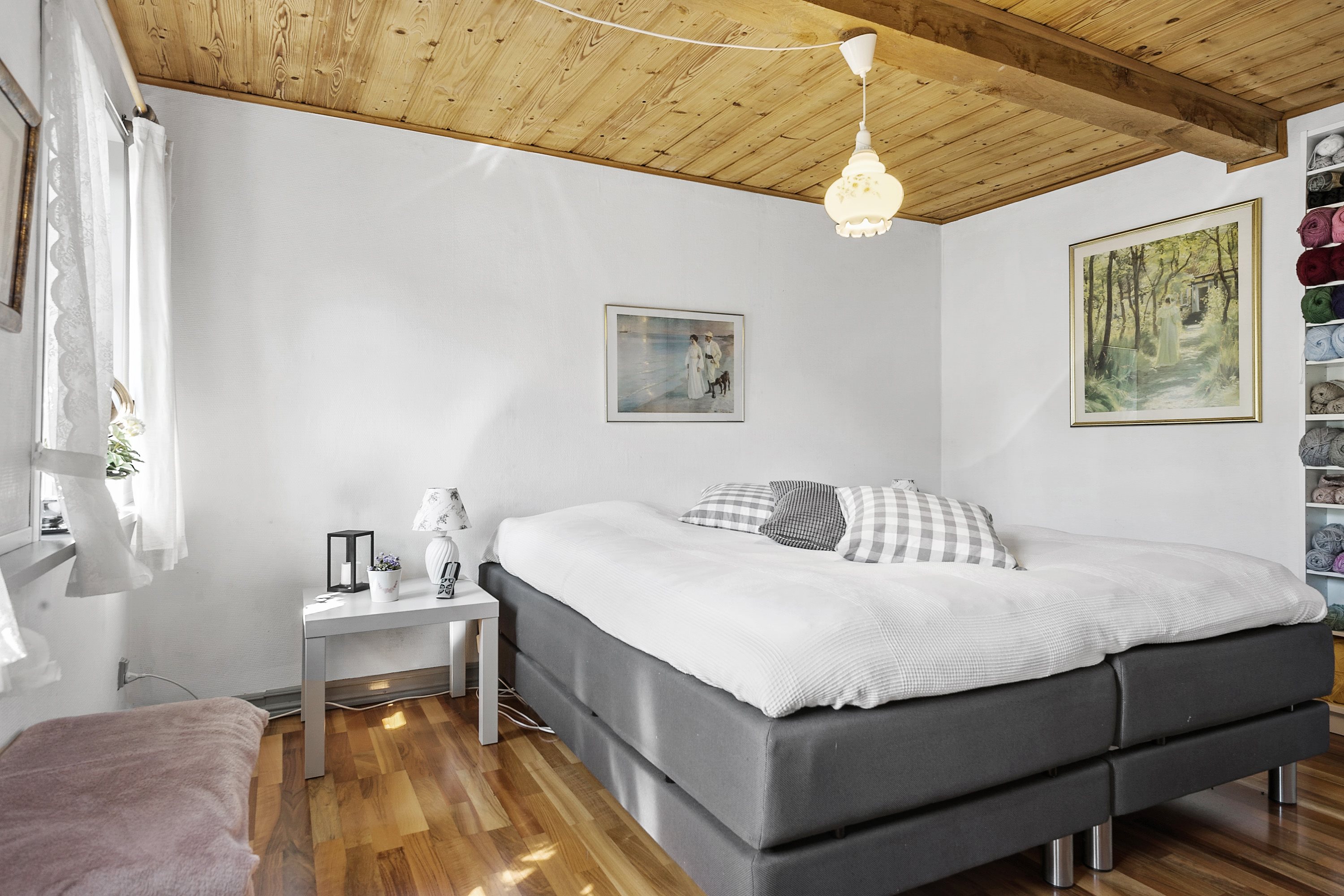 Fremhævet soveværelse billede i fuldskærmstilstand. Billede af Tunø Hovedgade 82, 8799 Tunø