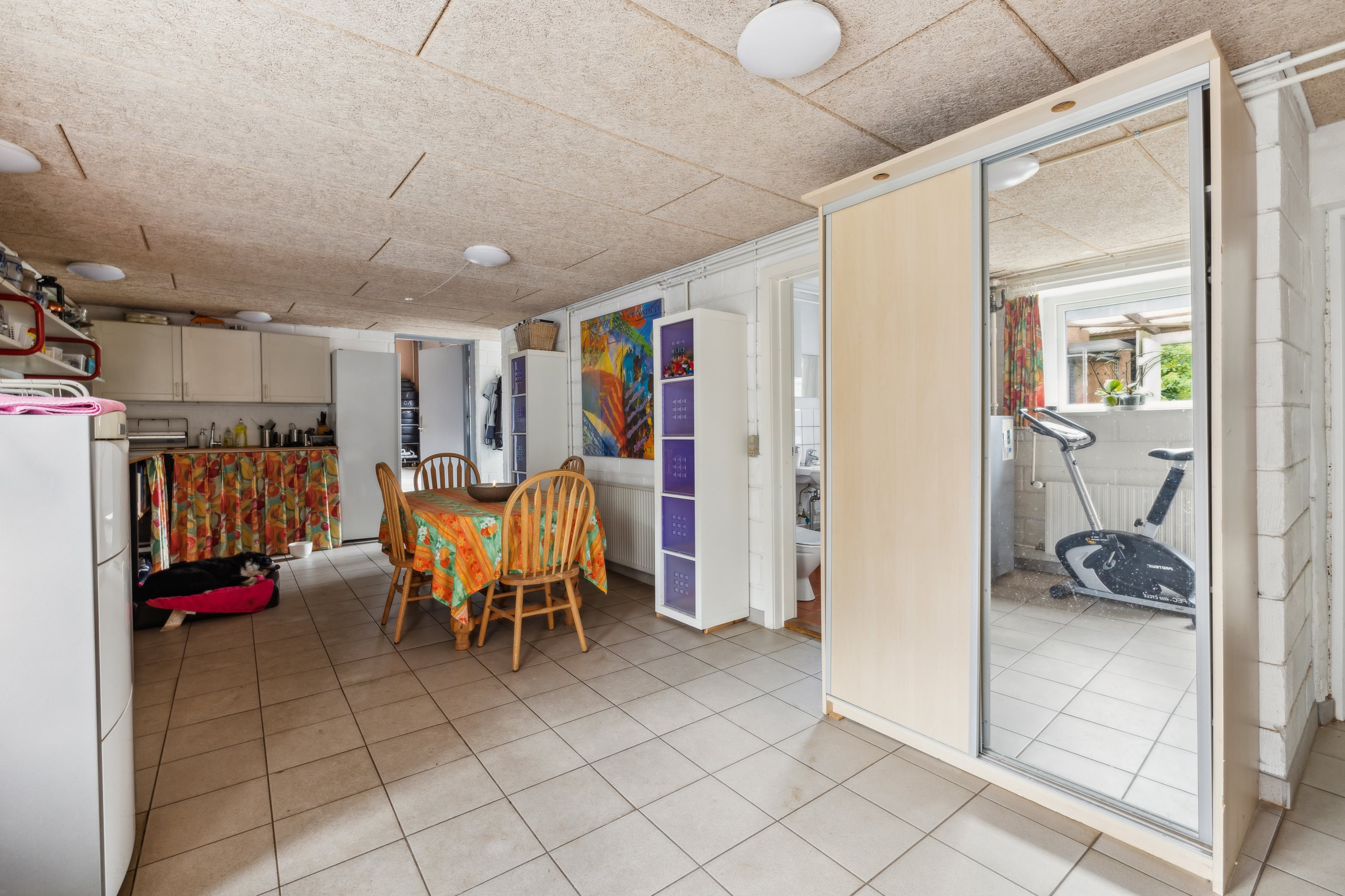 Fremhævet garage billede i fuldskærmstilstand. Billede af Vinkelvej 3, Hvorslev, 8860 Ulstrup