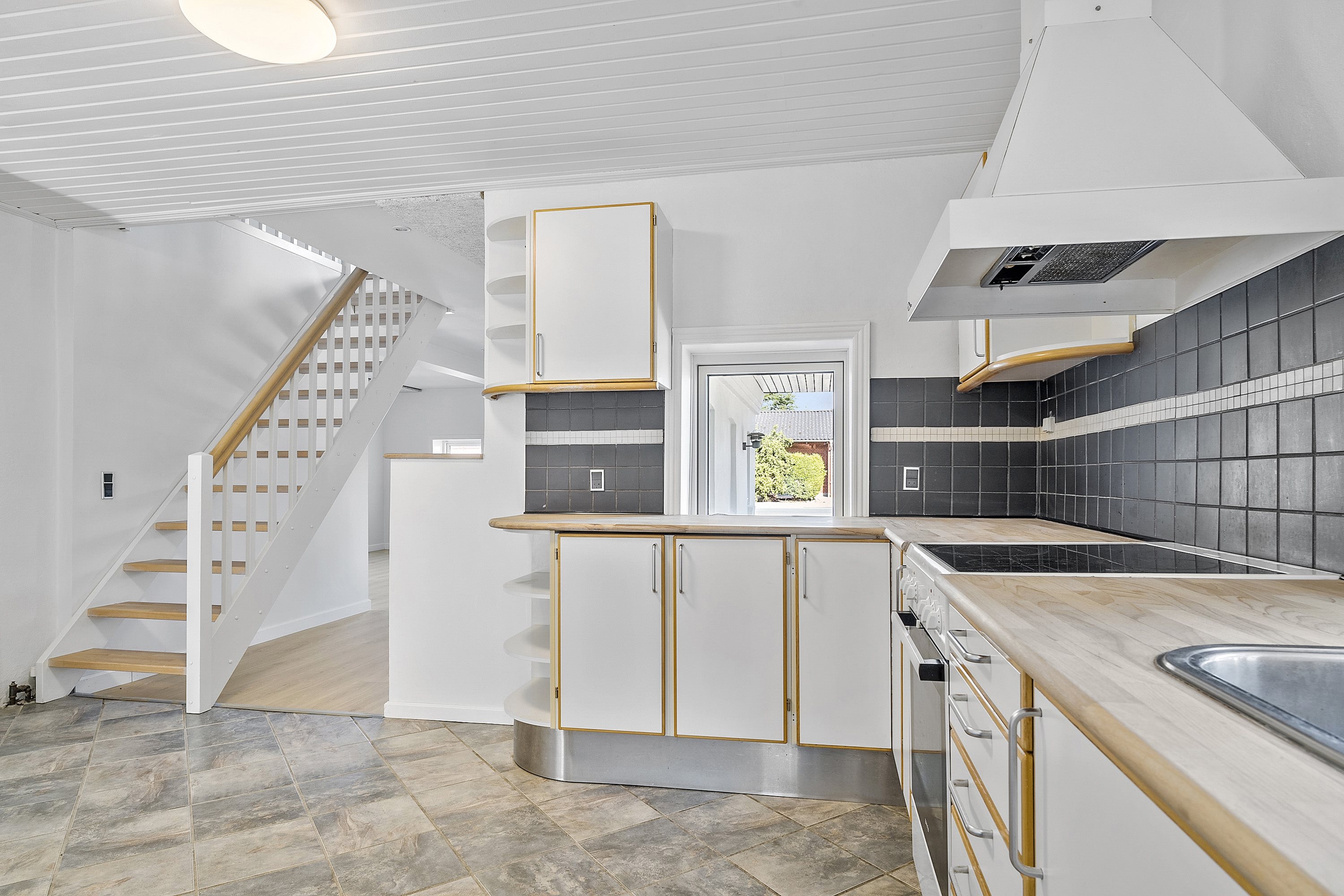 Fremhævet køkken billede i fuldskærmstilstand. Billede af Okslundvej 20, Lindknud, 6650 Brørup