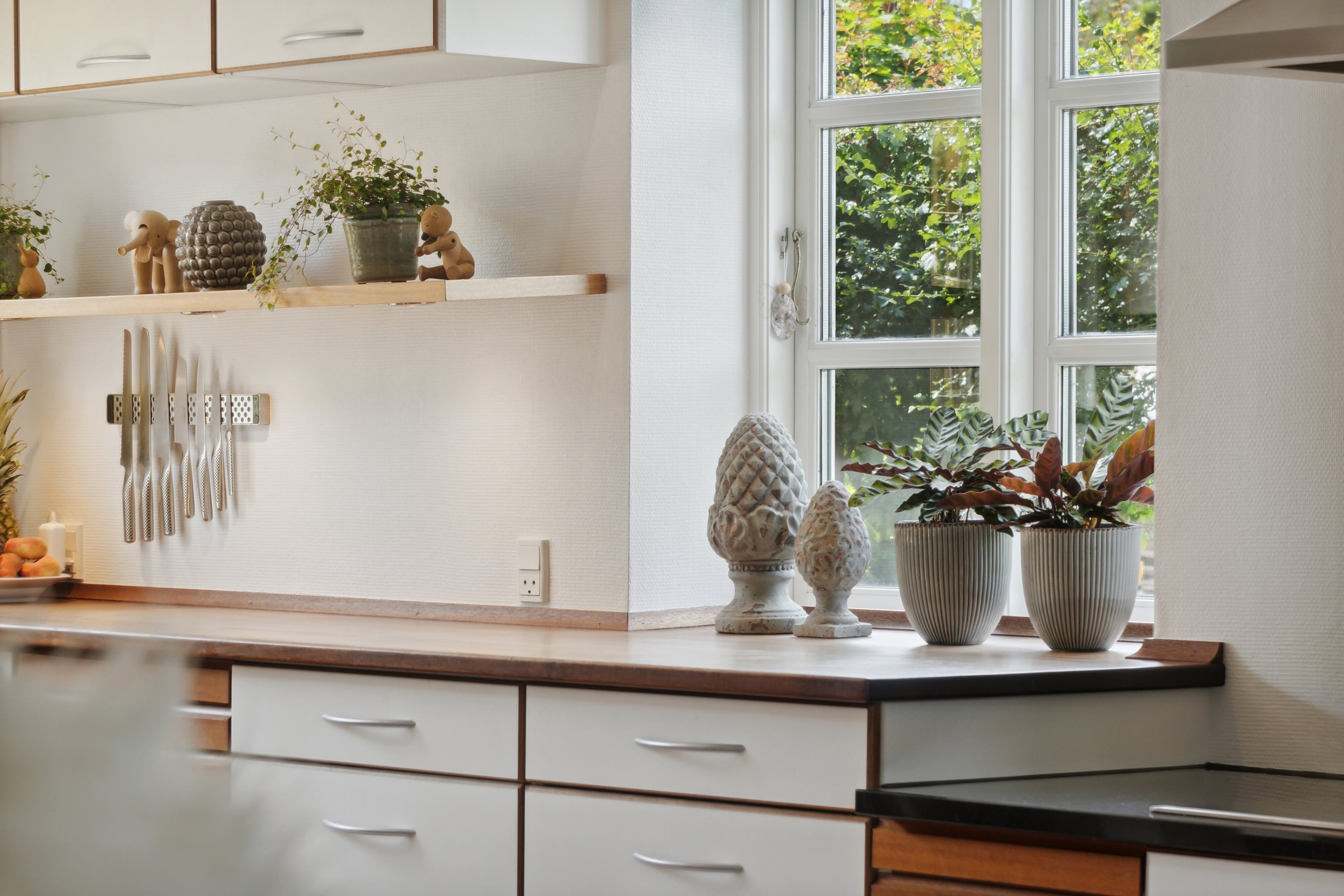 Fremhævet køkken billede i fuldskærmstilstand. Billede af Møllebakken 9, 4581 Rørvig