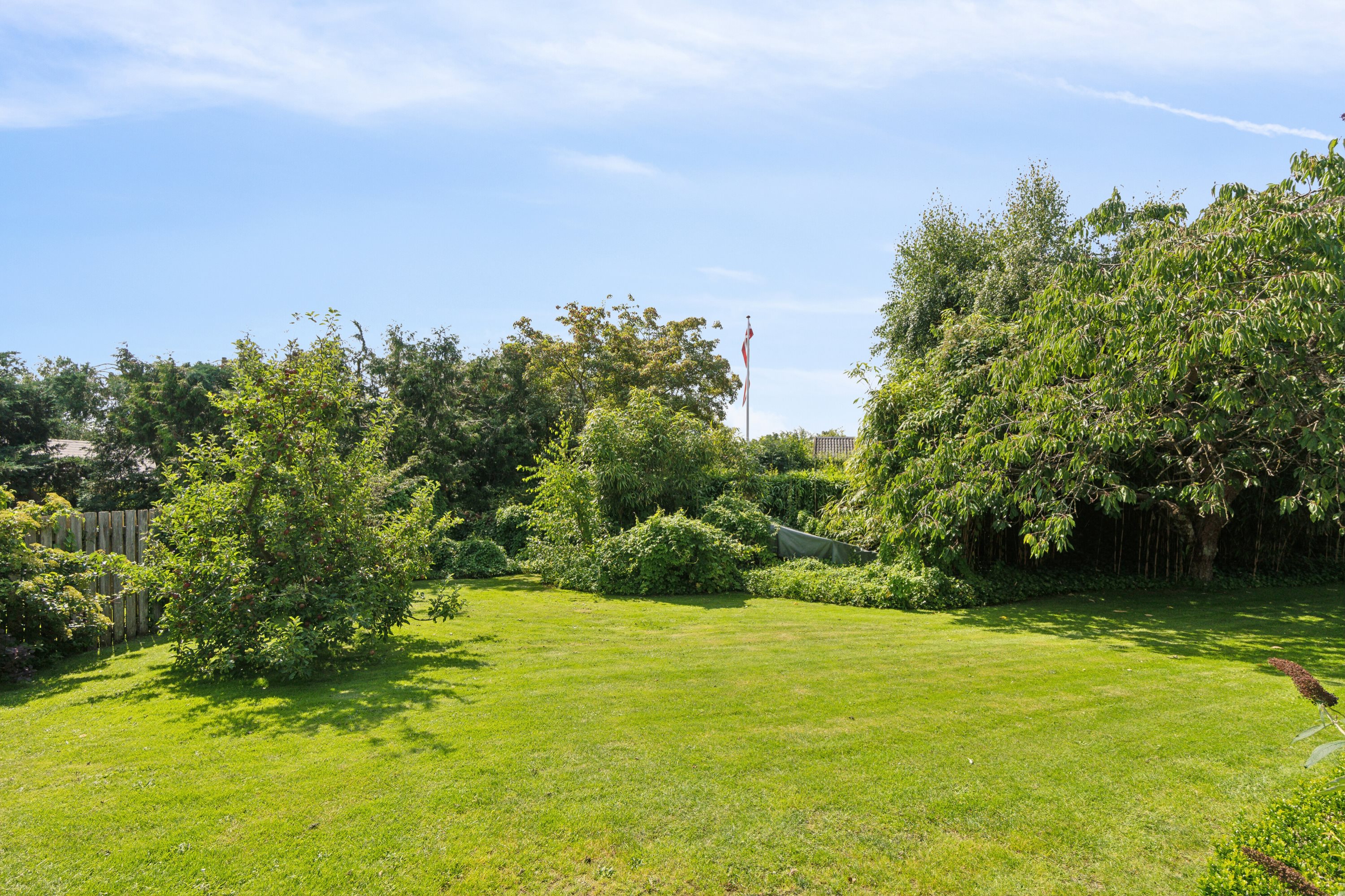 Fremhævet have billede i fuldskærmstilstand. Billede af Møllebakken 9, 4581 Rørvig