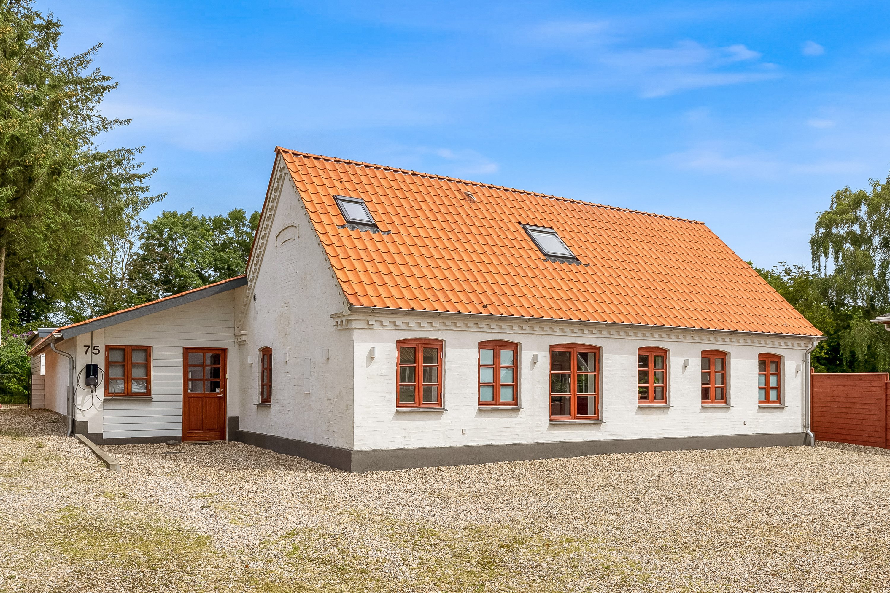 Fremhævet ejendommen billede i fuldskærmstilstand. Billede af Vellingvej 75, St. Velling, 7000 Fredericia