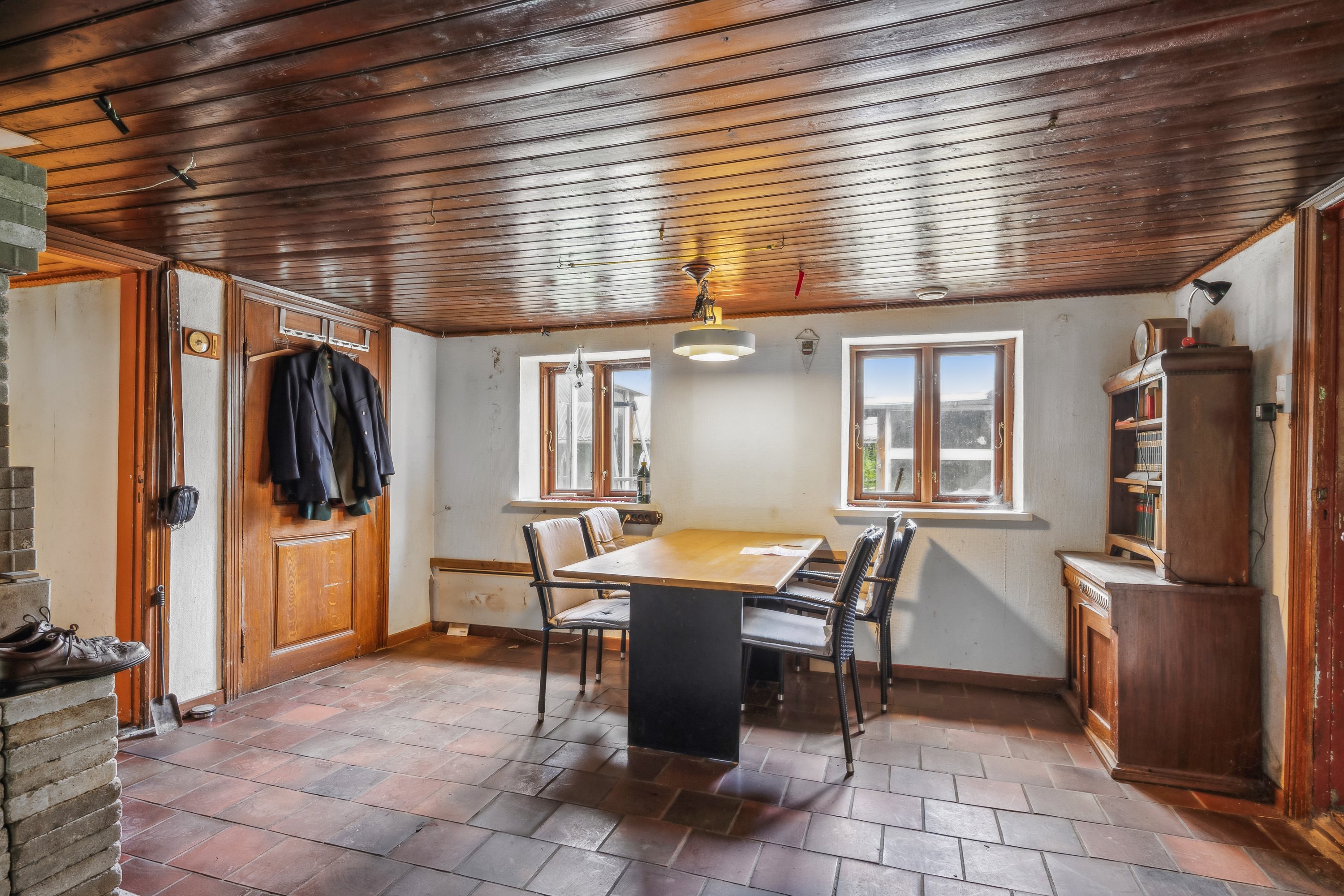 Fremhævet stue billede i fuldskærmstilstand. Billede af Gml Oustrupvej 18, Mygind, 8544 Mørke