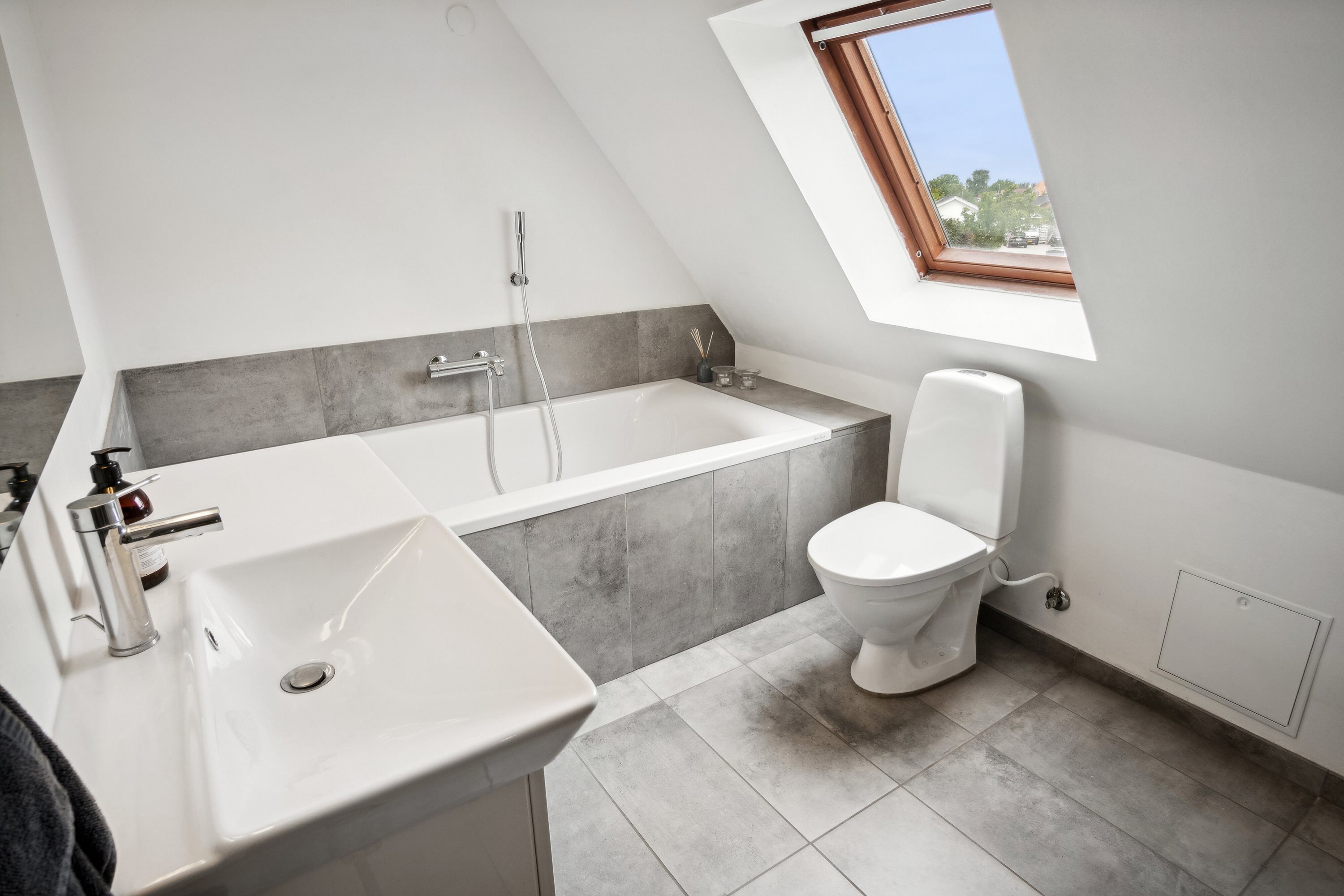 Fremhævet badeværelse billede i fuldskærmstilstand. Billede af Horsebjergvej 18, 4700 Næstved