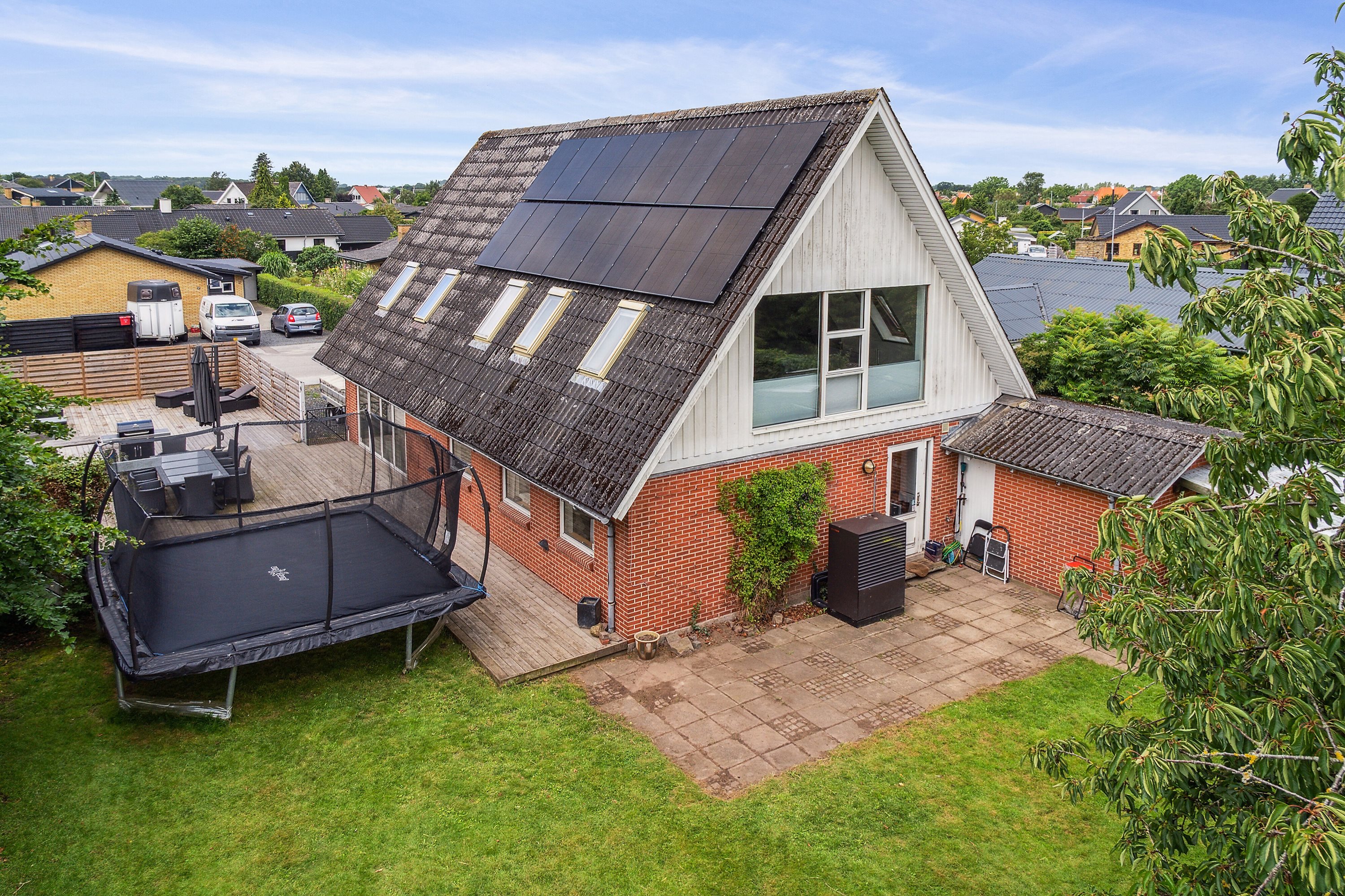 Fremhævet set fra haven billede i fuldskærmstilstand. Billede af Horsebjergvej 18, 4700 Næstved