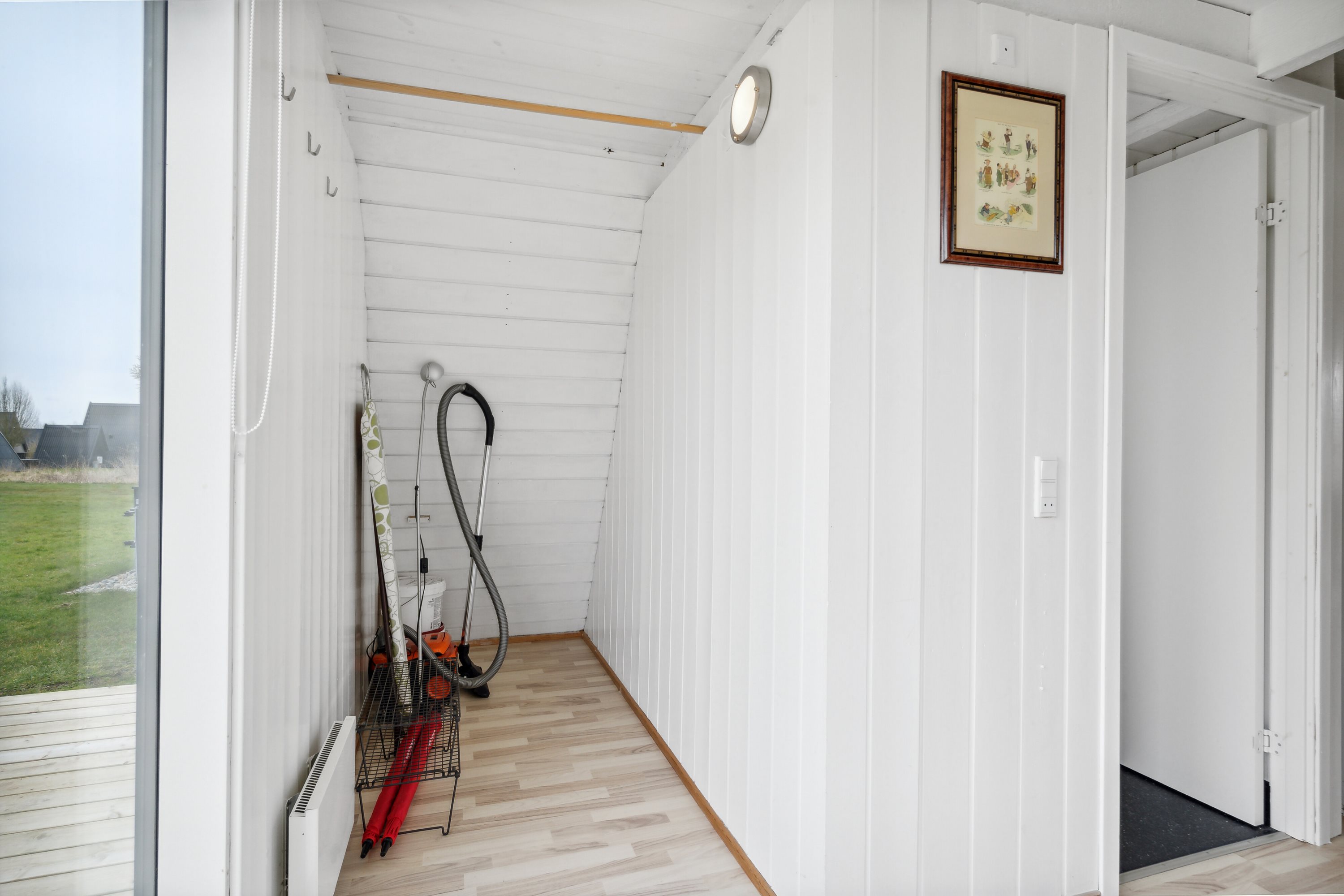 Fremhævet gang billede i fuldskærmstilstand. Billede af Golfsvinget 258, Gatten, 9640 Farsø