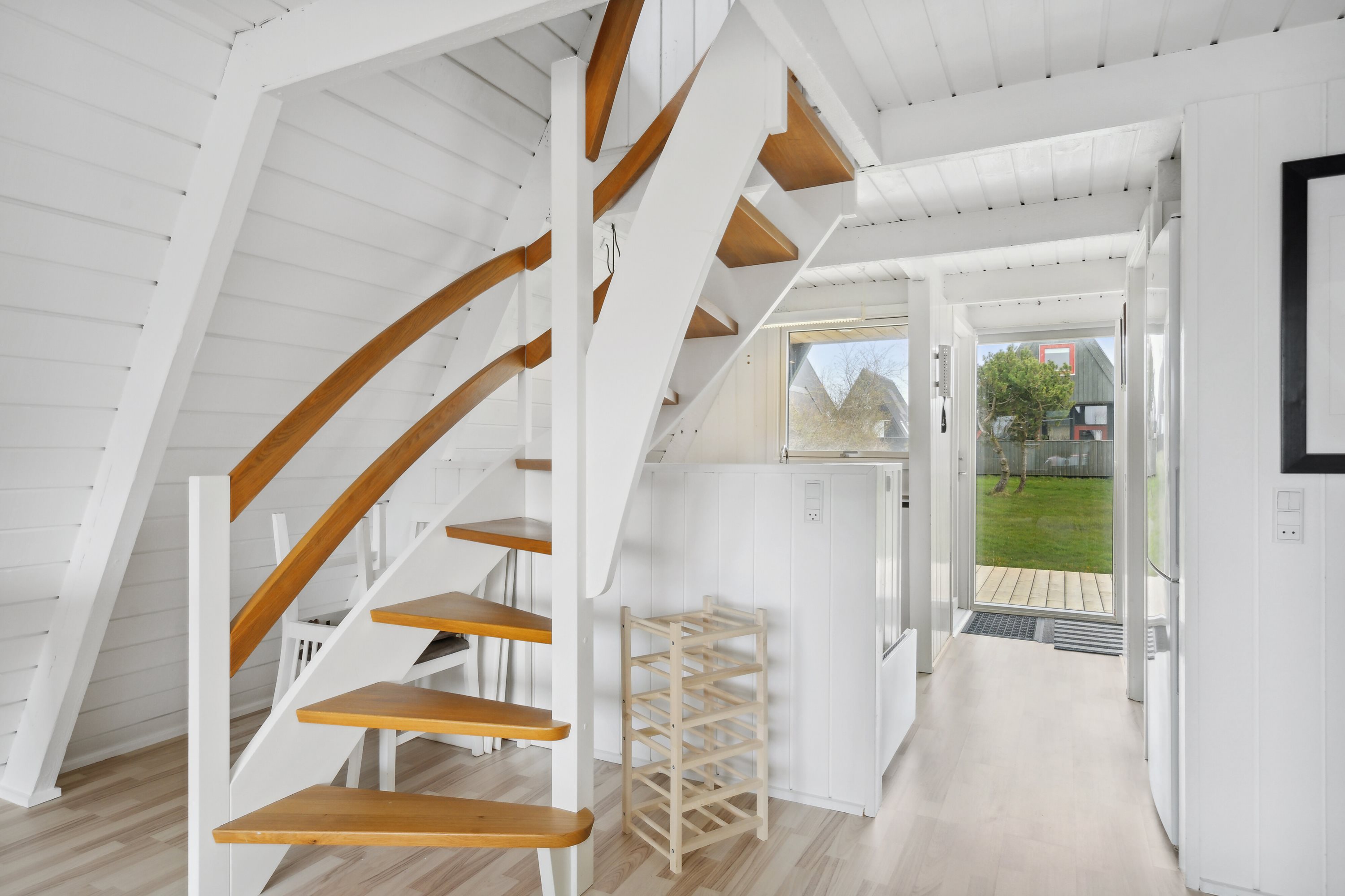 Fremhævet trappe billede i fuldskærmstilstand. Billede af Golfsvinget 258, Gatten, 9640 Farsø