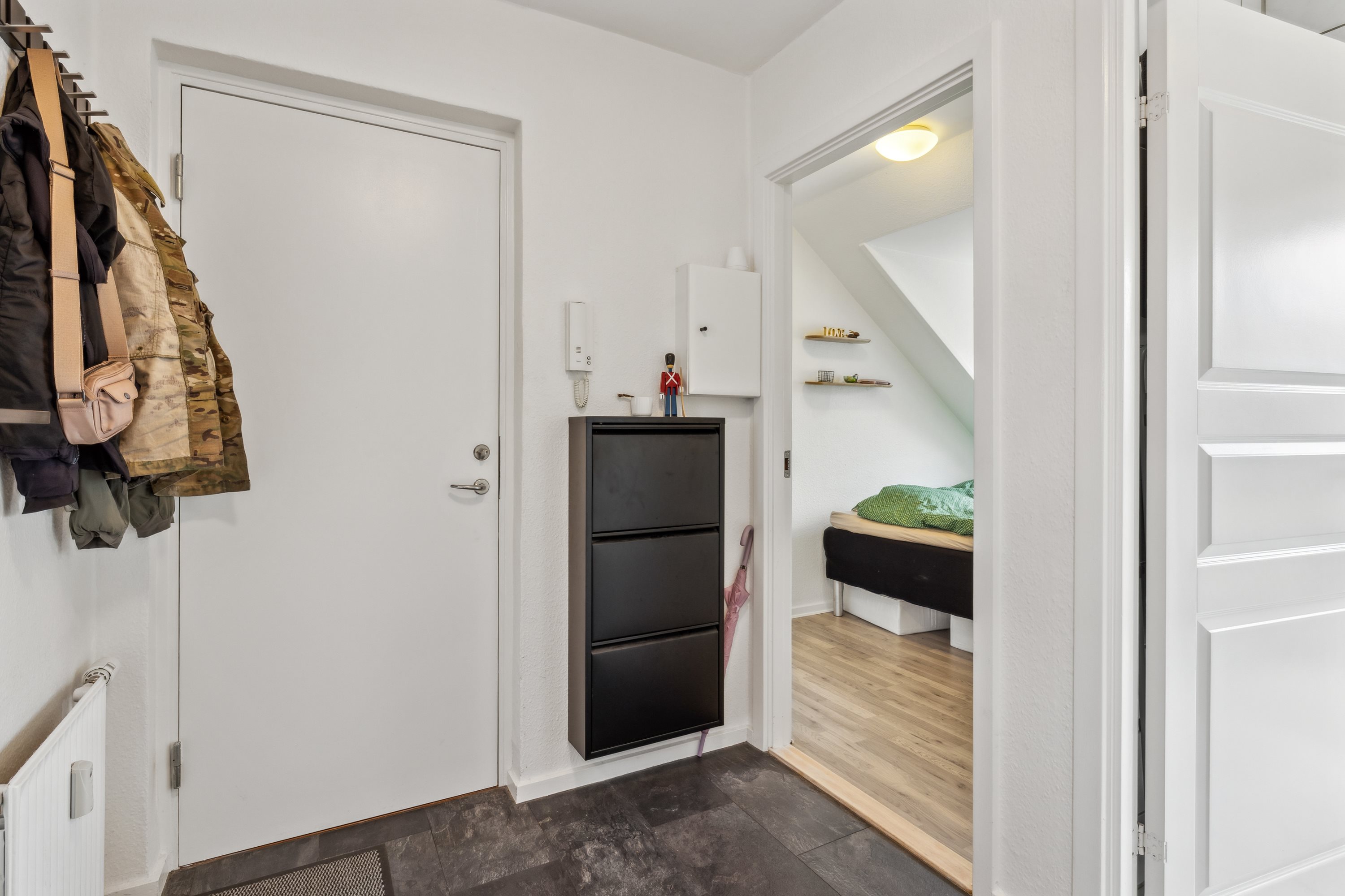 Fremhævet hall billede i fuldskærmstilstand. Billede af Skottenborg 7, 2. th., 8800 Viborg