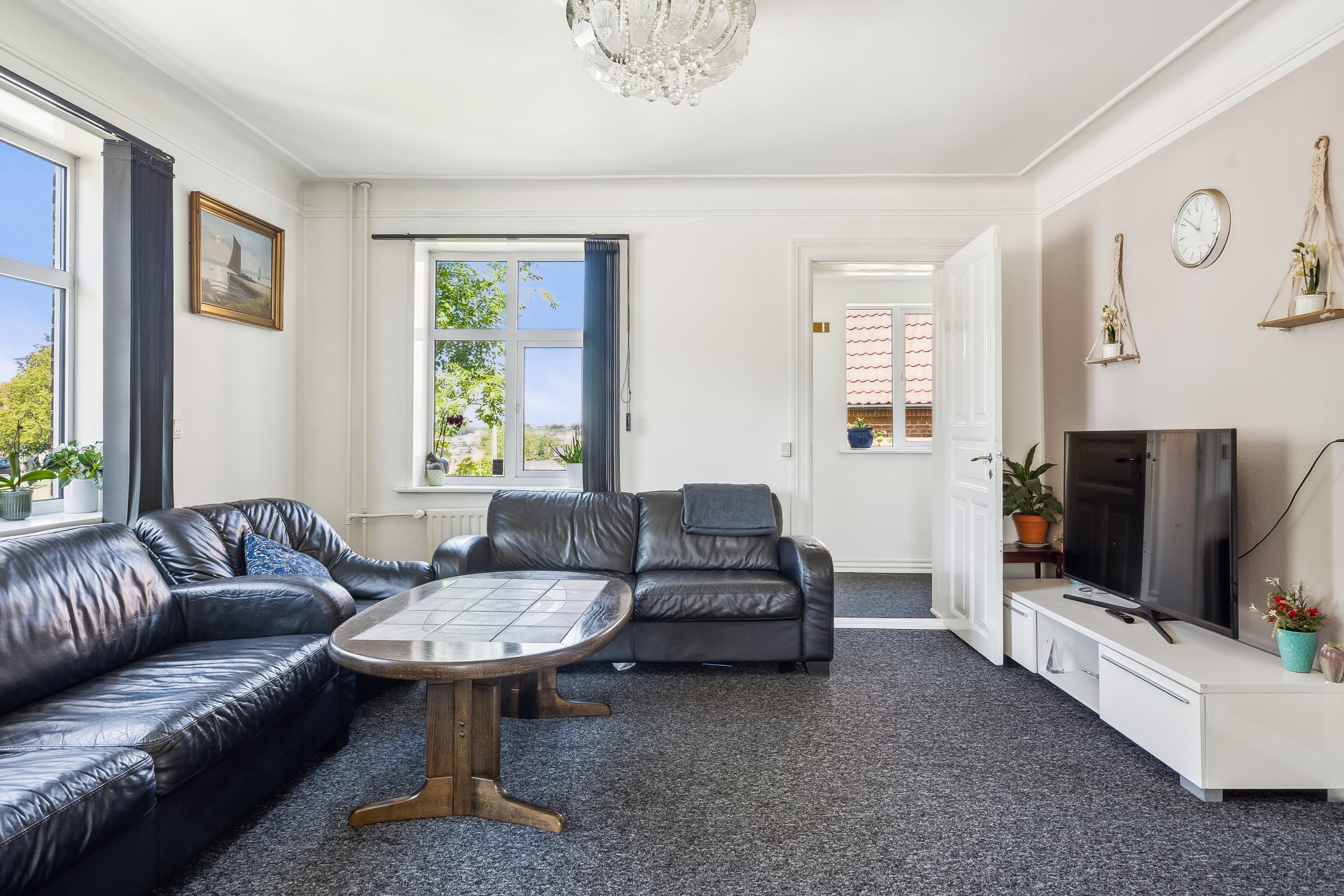 Fremhævet stue billede i fuldskærmstilstand. Billede af Randersvej 9, 9500 Hobro