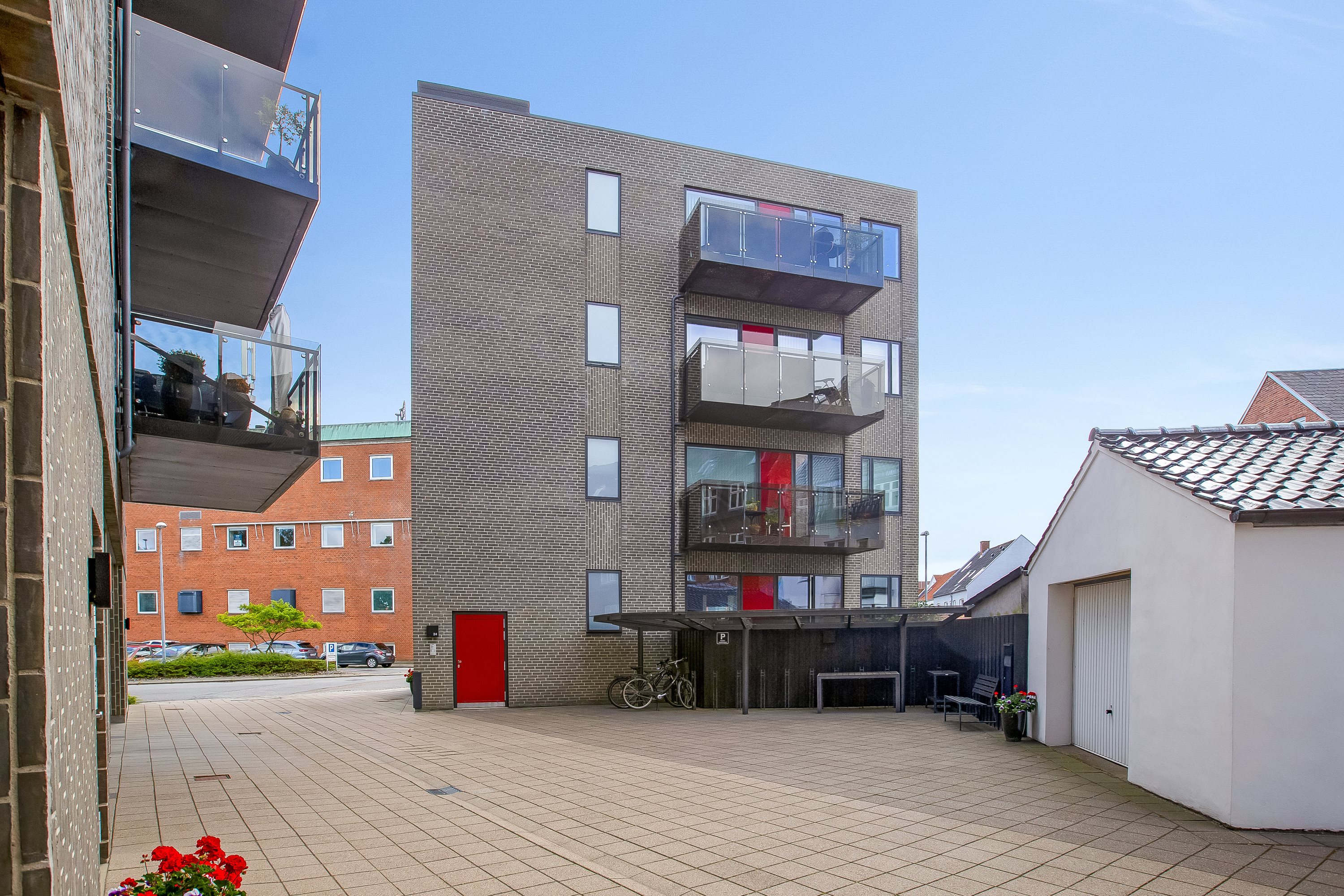 Fremhævet ejendommen billede i fuldskærmstilstand. Billede af Sct Jørgens Gade 24, st.., 7500 Holstebro