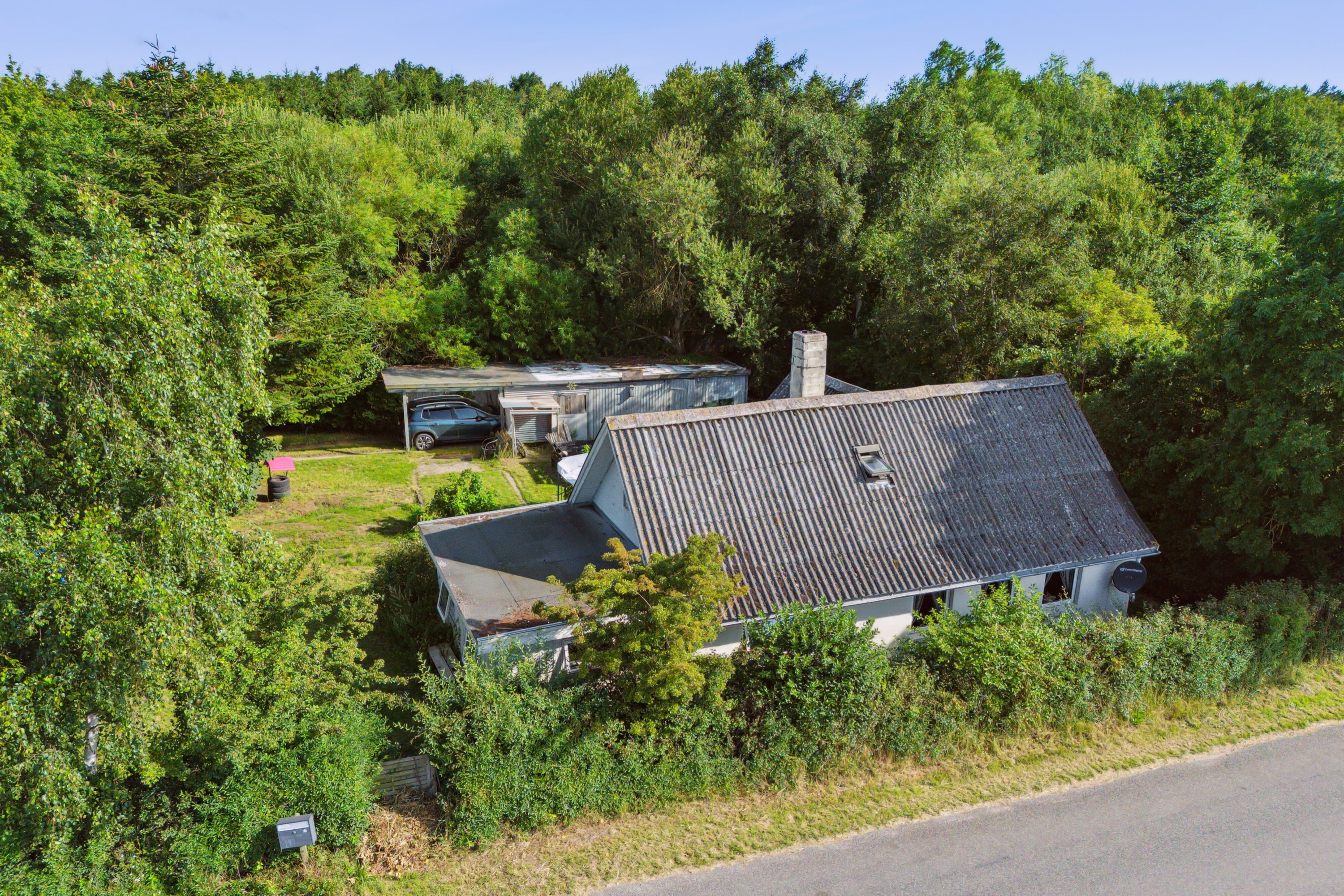 Miniaturebillede 1: set fra vejen. Billede af Vollerupvej 147, 4400 Kalundborg