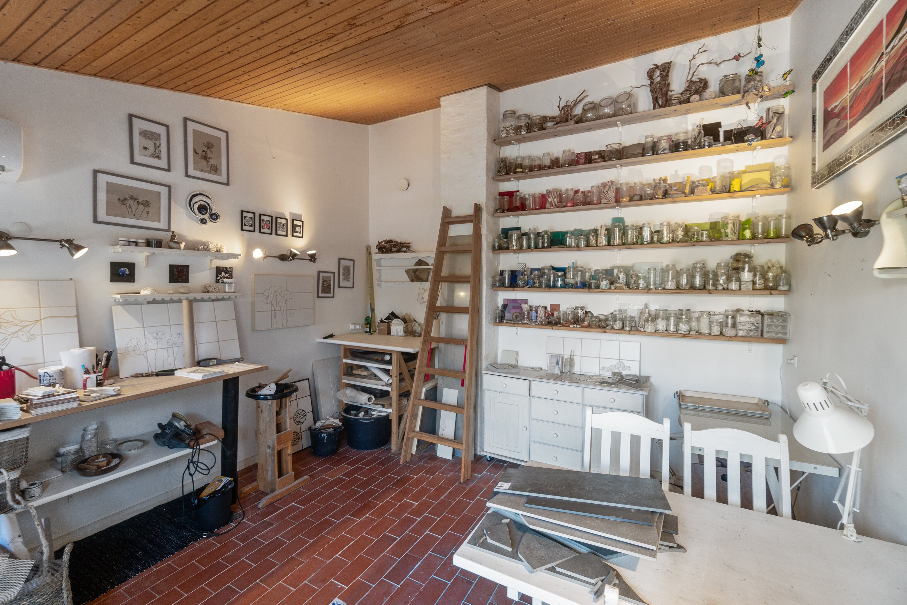 Fremhævet værelse billede i fuldskærmstilstand. Billede af Søndre Alle 31, 3700 Rønne