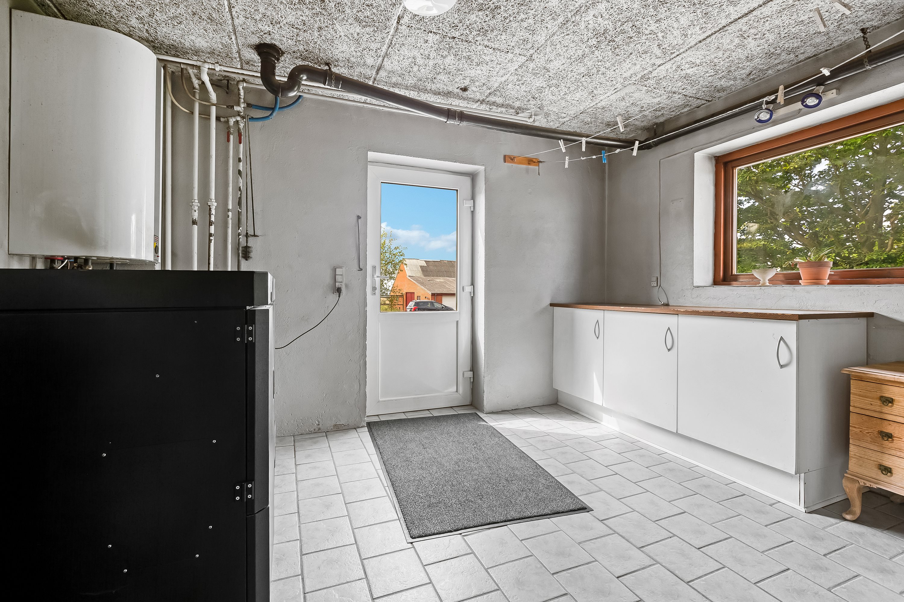 Fremhævet fyrrum billede i fuldskærmstilstand. Billede af Nissumvej 86, Nørre Nissum, 7620 Lemvig