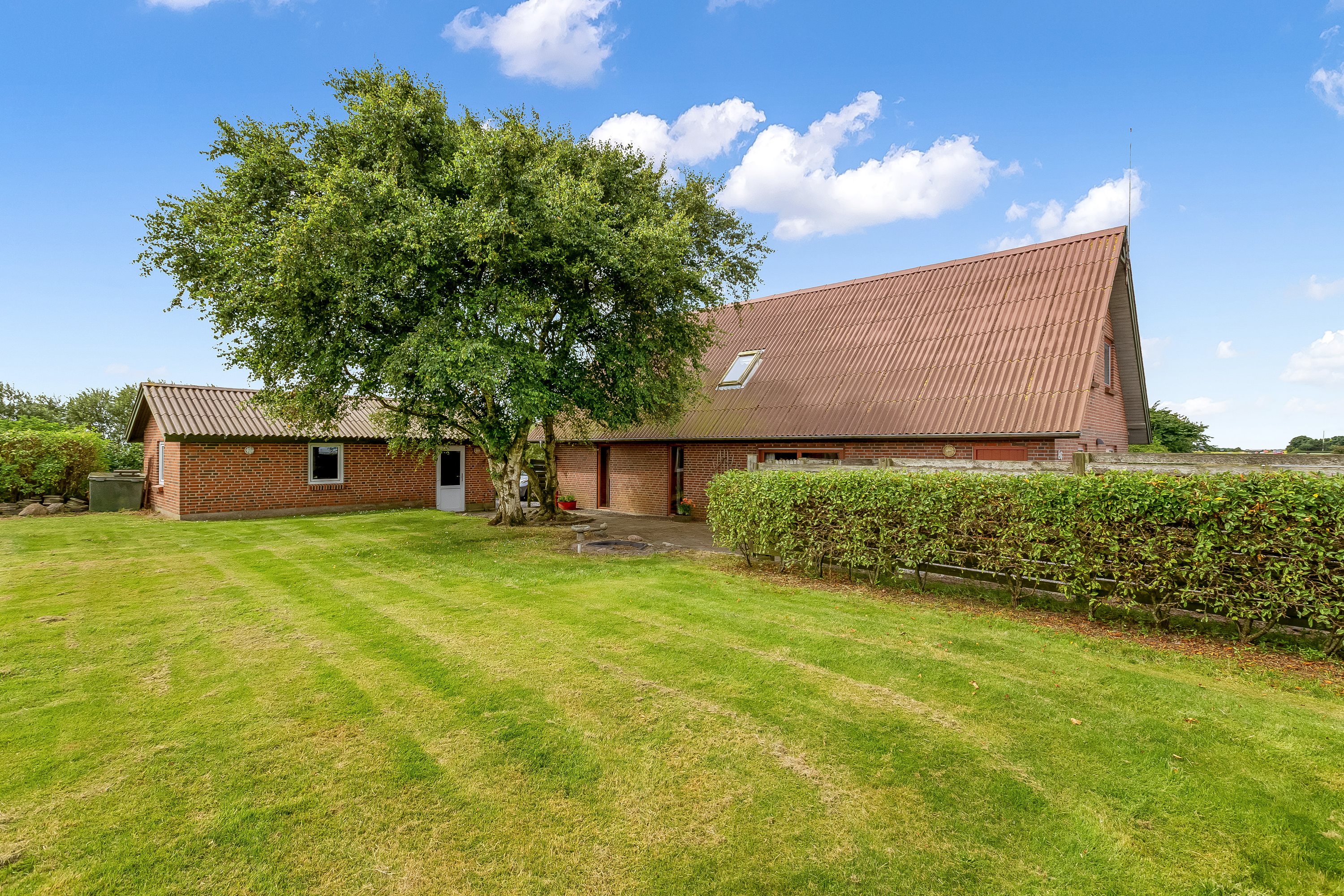 Fremhævet ejendommen billede i fuldskærmstilstand. Billede af Nissumvej 86, Nørre Nissum, 7620 Lemvig