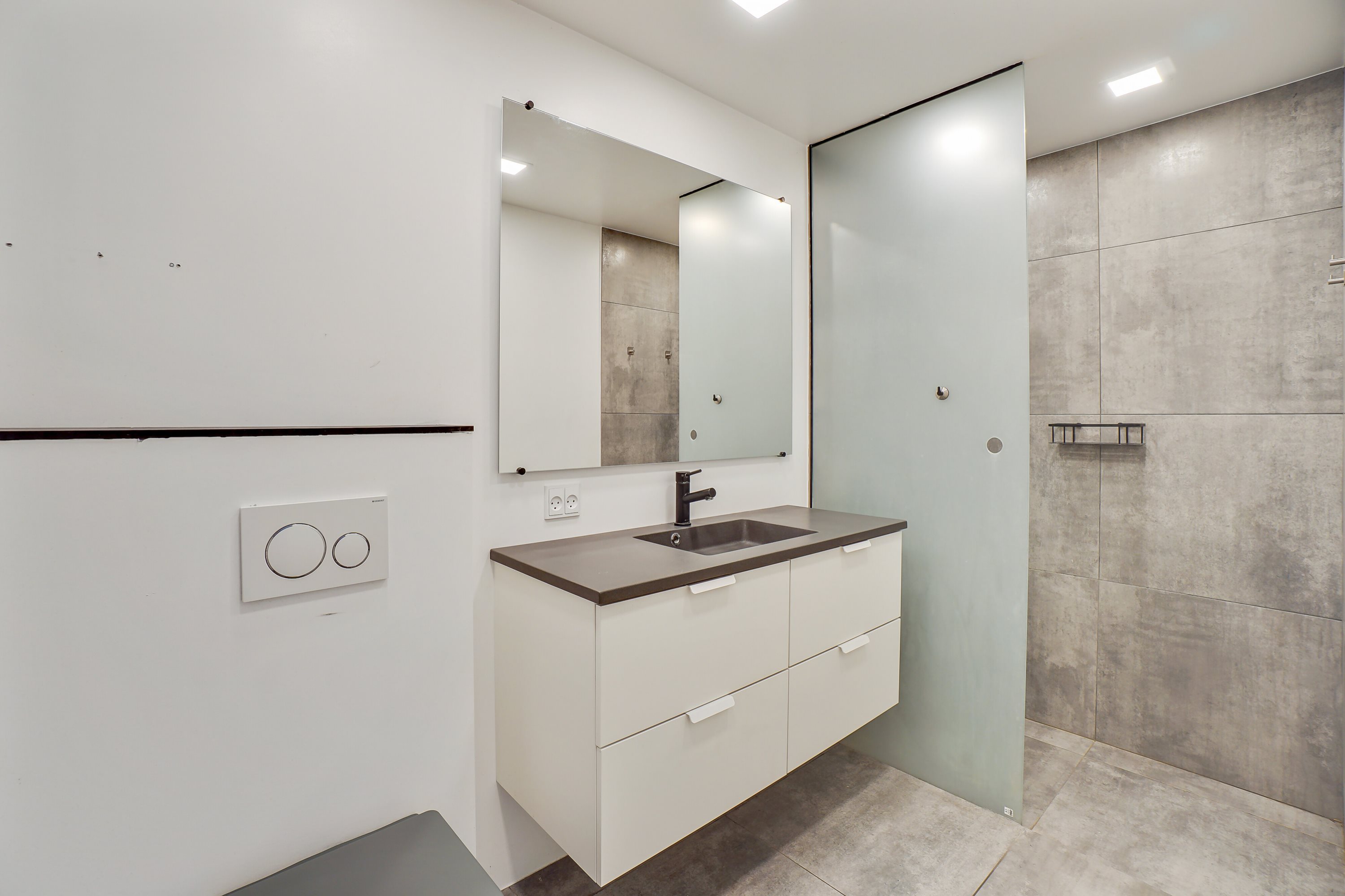 Fremhævet badeværelse billede i fuldskærmstilstand. Billede af Kirkevænget 12, Holme-Olstrup, 4684 Holmegaard