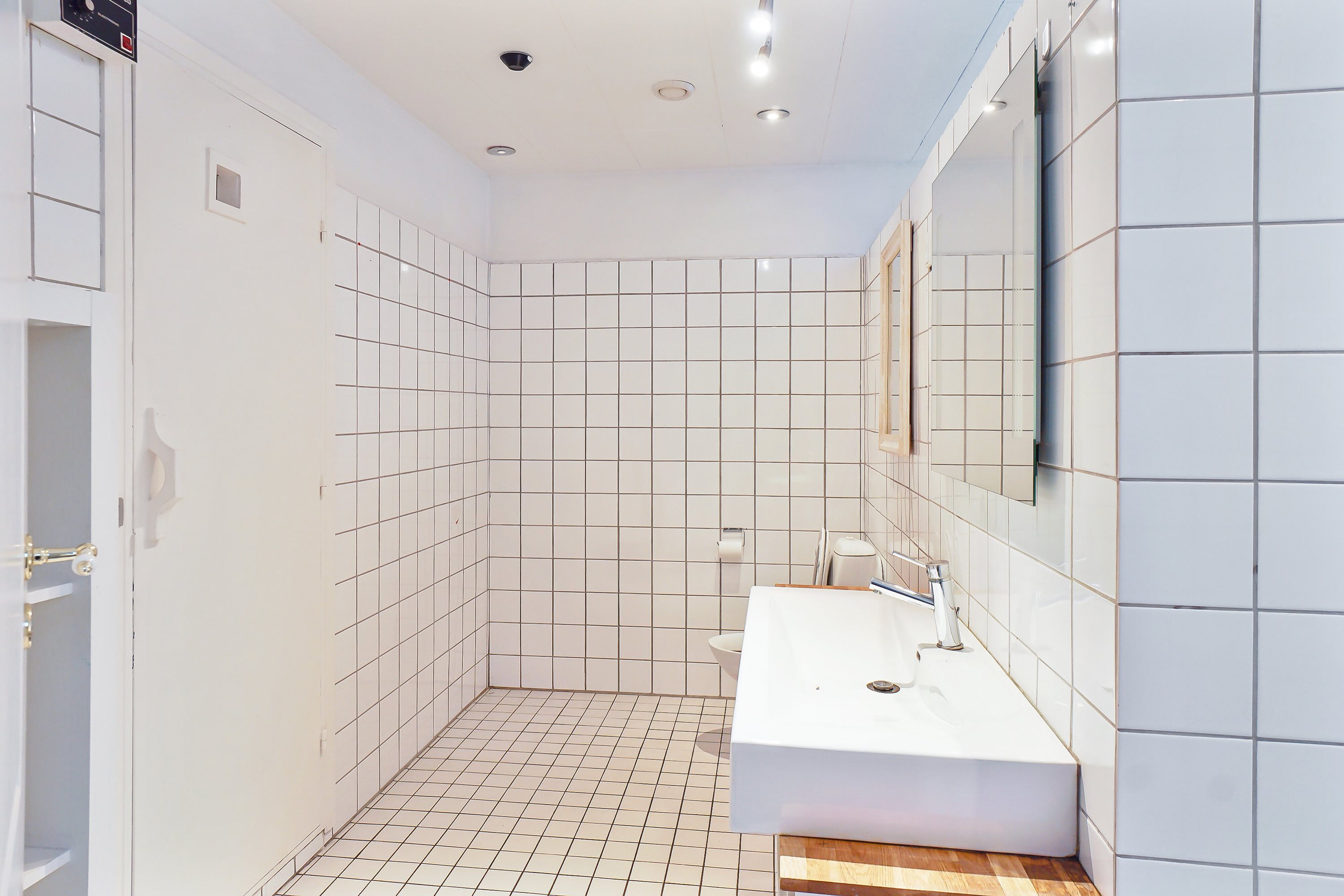 Fremhævet badeværelse billede i fuldskærmstilstand. Billede af Kirkevænget 12, Holme-Olstrup, 4684 Holmegaard