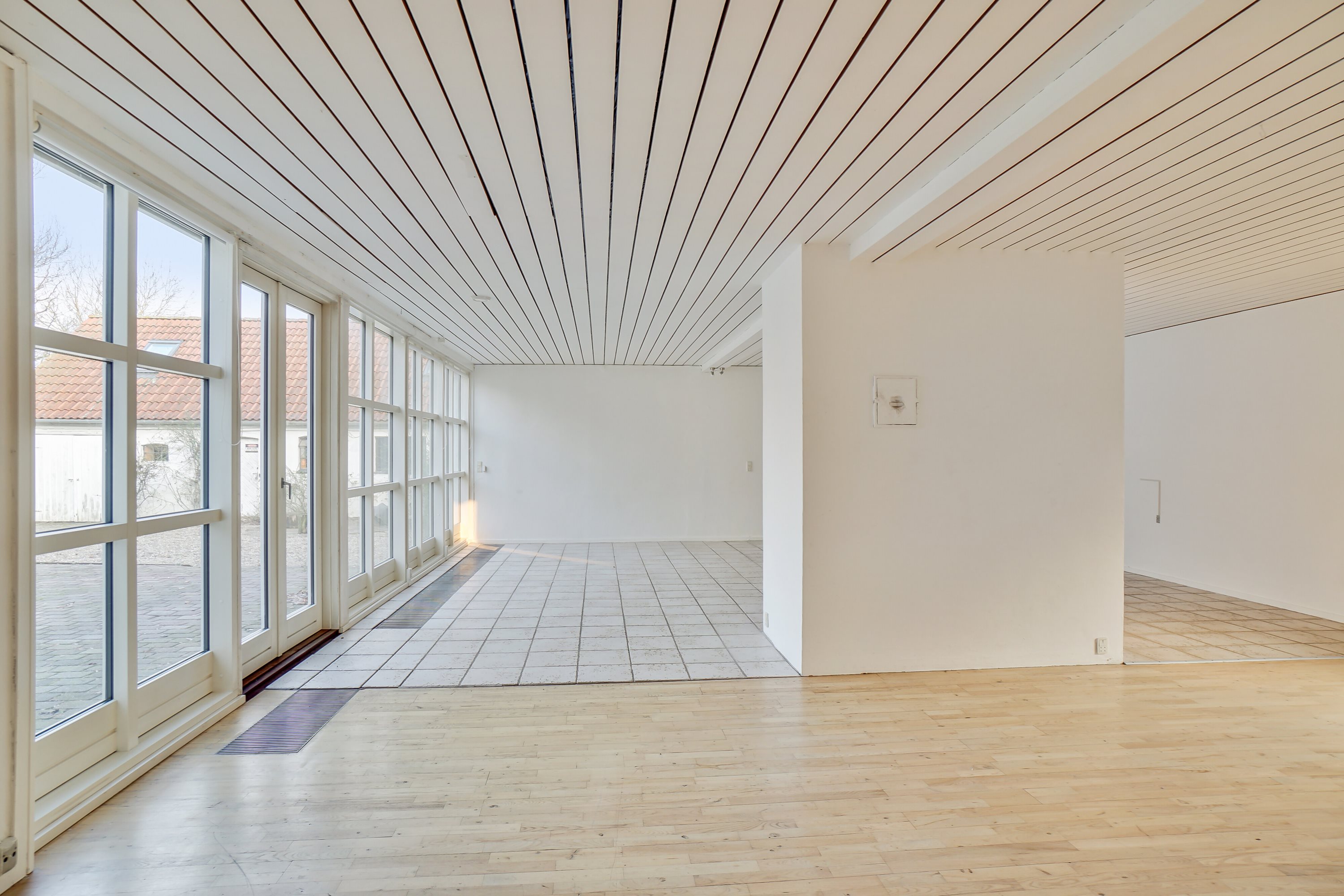 Fremhævet stue billede i fuldskærmstilstand. Billede af Kirkevænget 12, Holme-Olstrup, 4684 Holmegaard