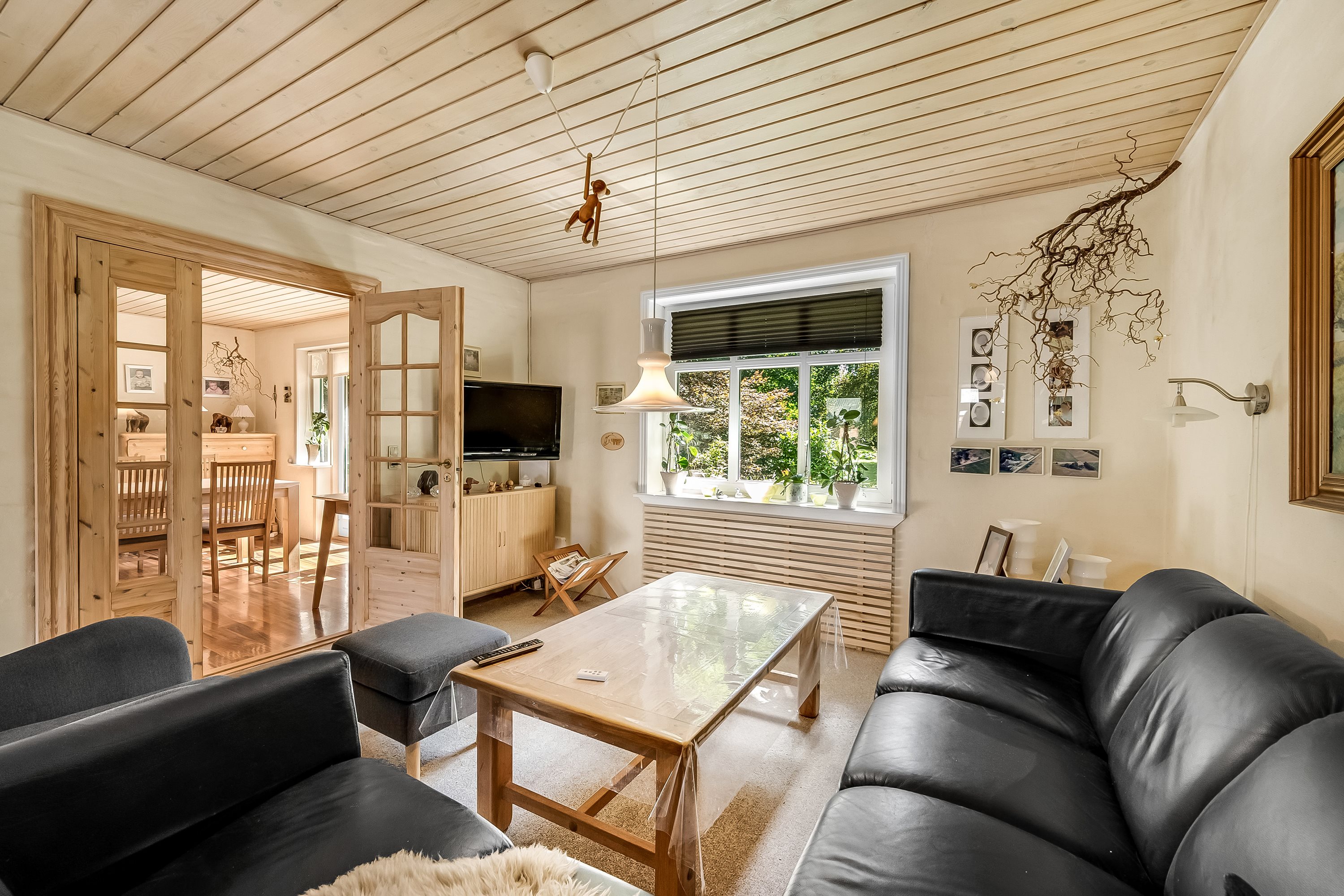 Fremhævet stue billede i fuldskærmstilstand. Billede af Brejningvej 21, Brejning, 6971 Spjald