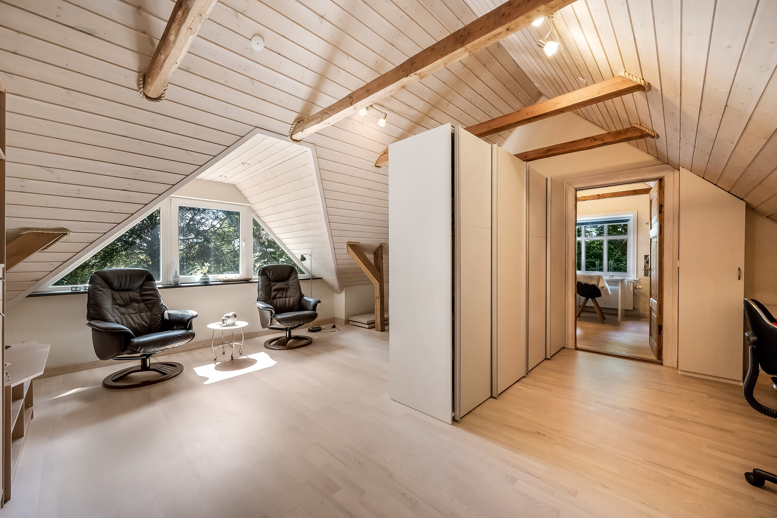 Fremhævet opholdsrum billede i fuldskærmstilstand. Billede af Brejningvej 21, Brejning, 6971 Spjald