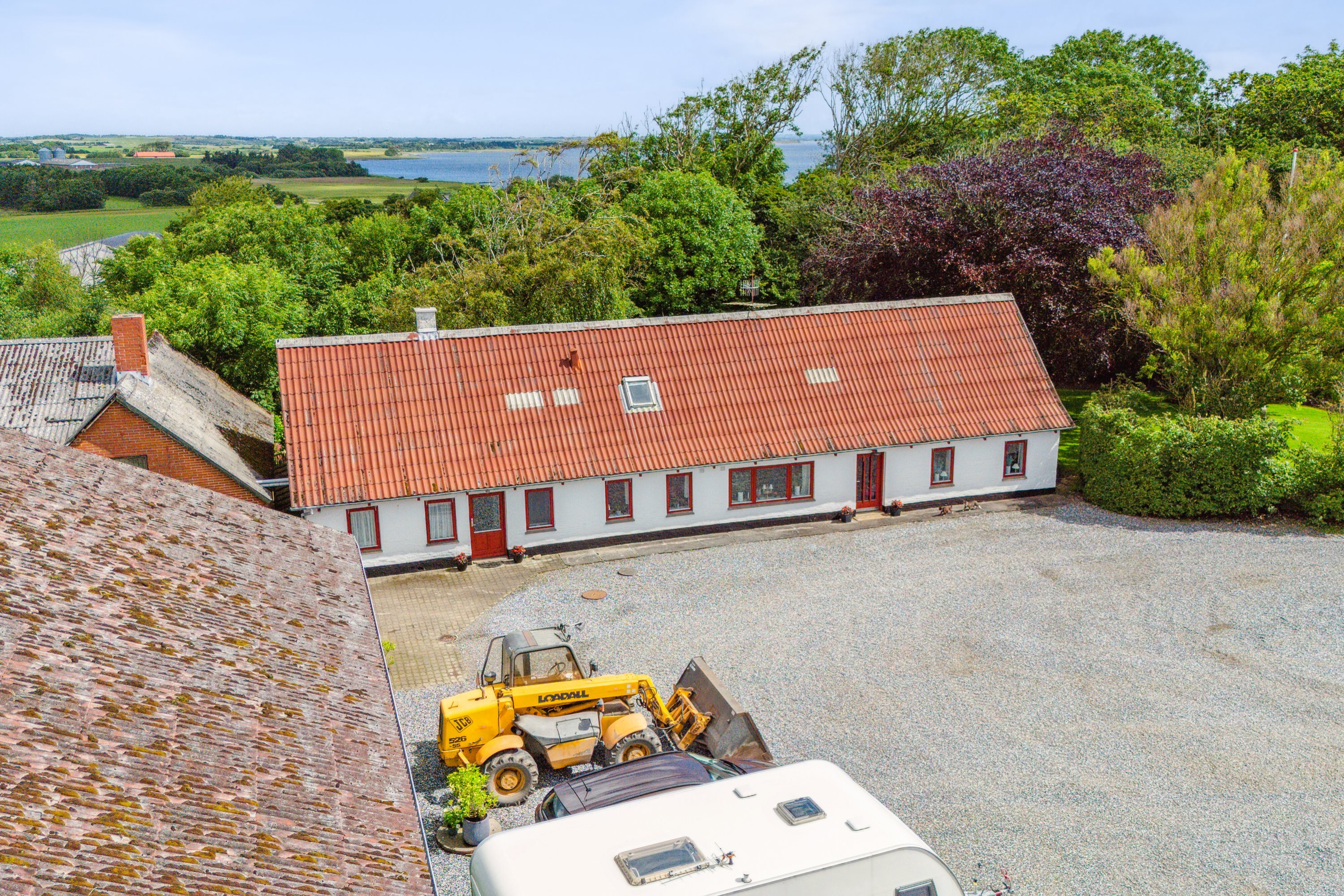 Fremhævet set fra vejen billede i fuldskærmstilstand. Billede af Oddesundvej 264, Kjæstrup, 7760 Hurup Thy