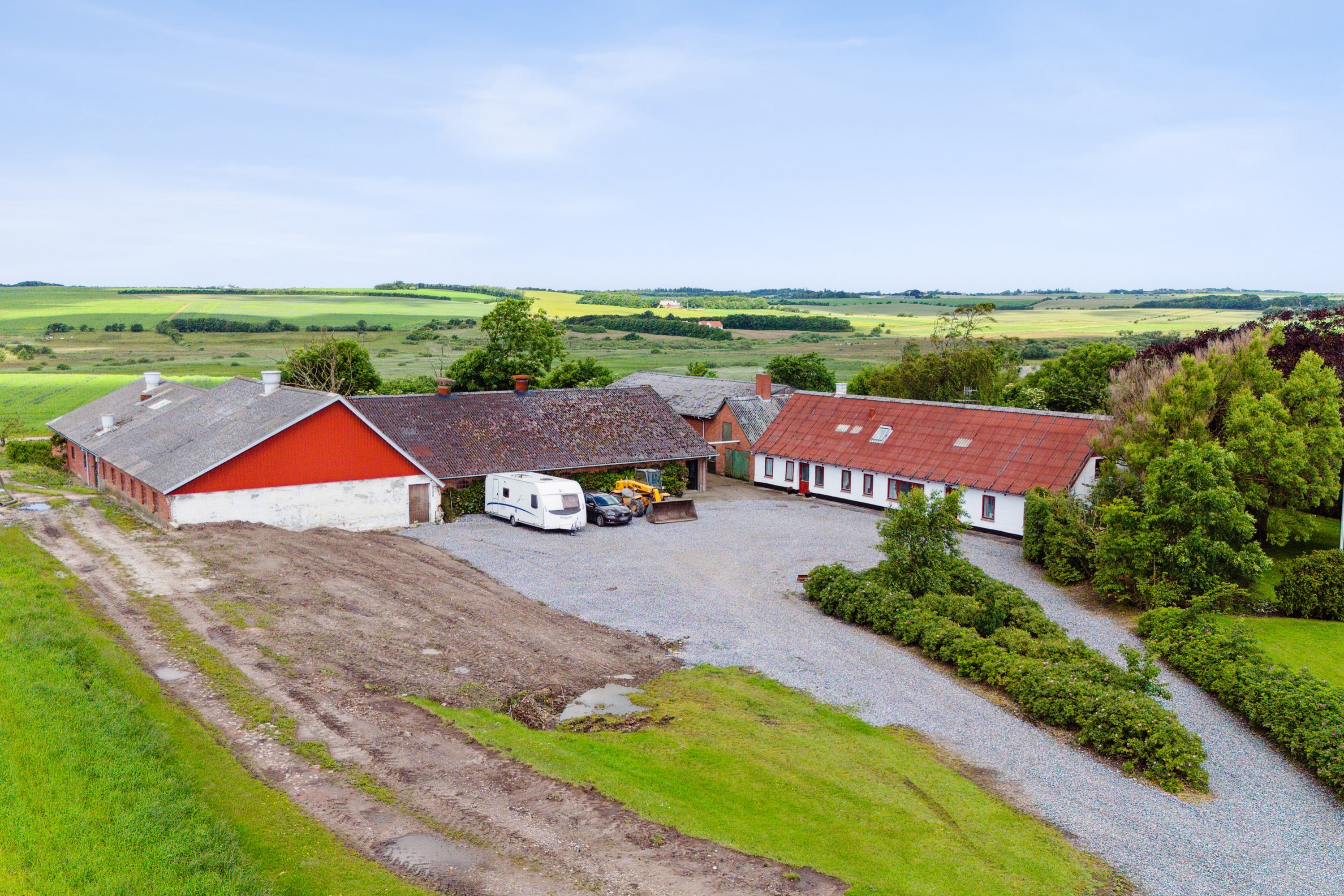 Miniaturebillede 1: set fra vejen. Billede af Oddesundvej 264, Kjæstrup, 7760 Hurup Thy