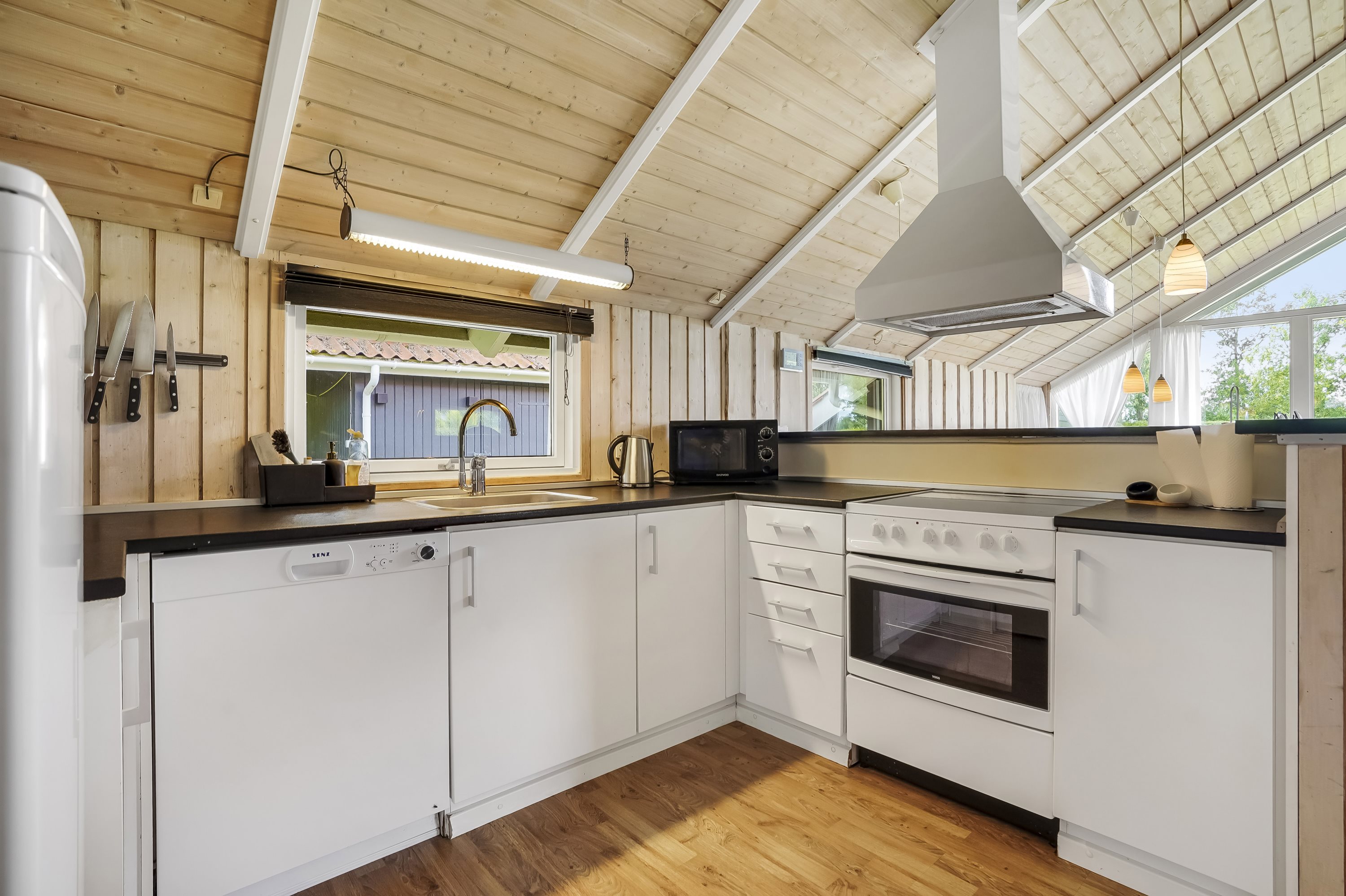 Fremhævet køkken billede i fuldskærmstilstand. Billede af Vestparken 5, Hasmark Strand, 5450 Otterup