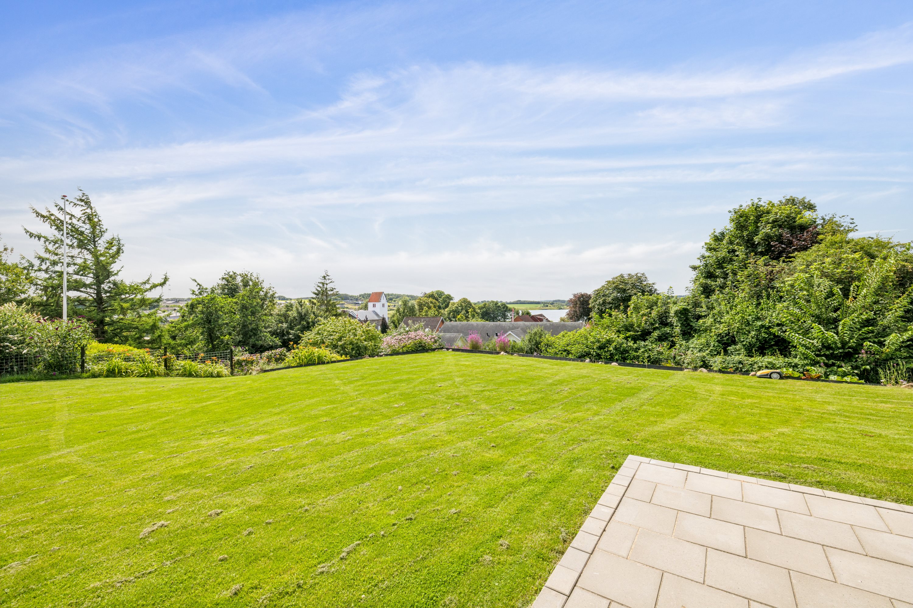 Fremhævet have billede i fuldskærmstilstand. Billede af Korsbakken 10, Rødding, 8830 Tjele